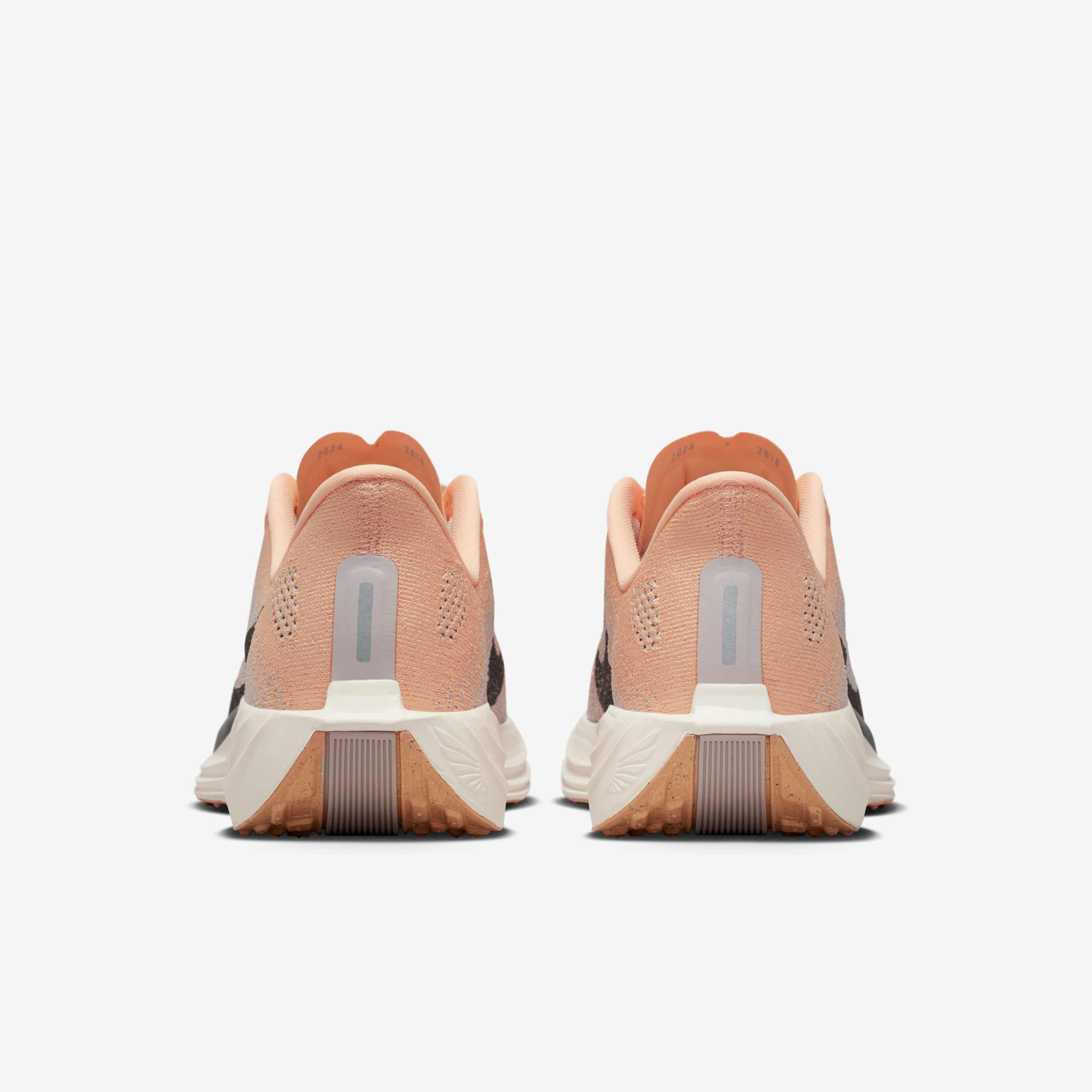 Nike Pegasus Plus image number 5