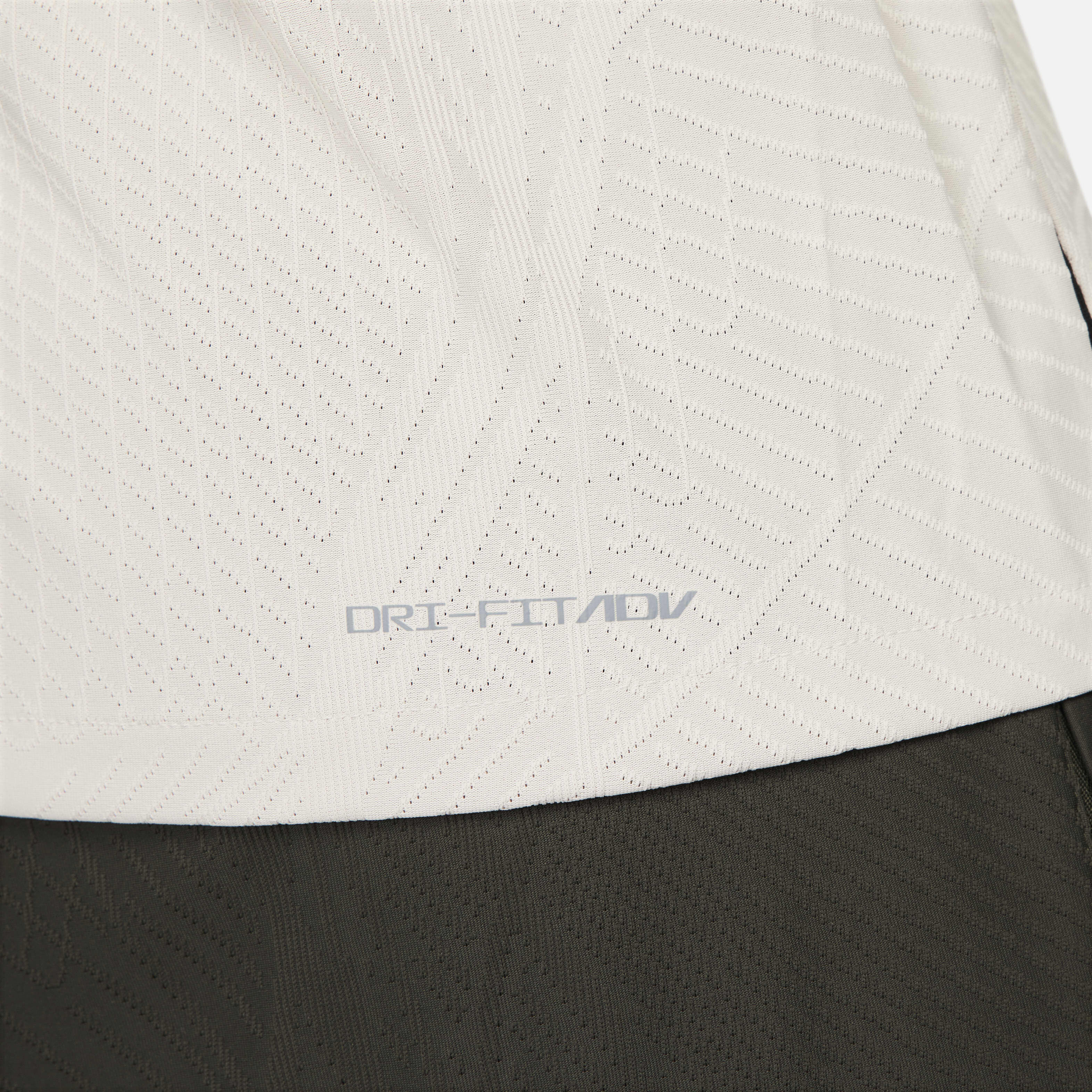 F.C. برشلونة سترايك ايليت image number 7