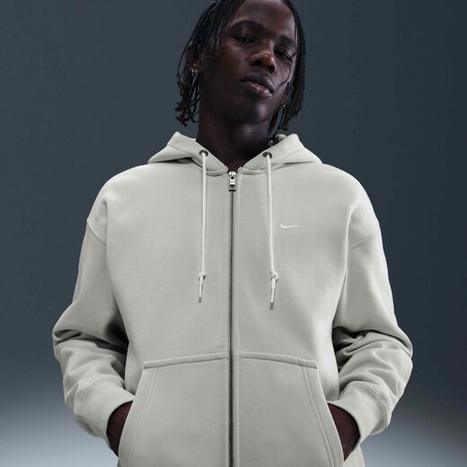 نايكي سولو سووش