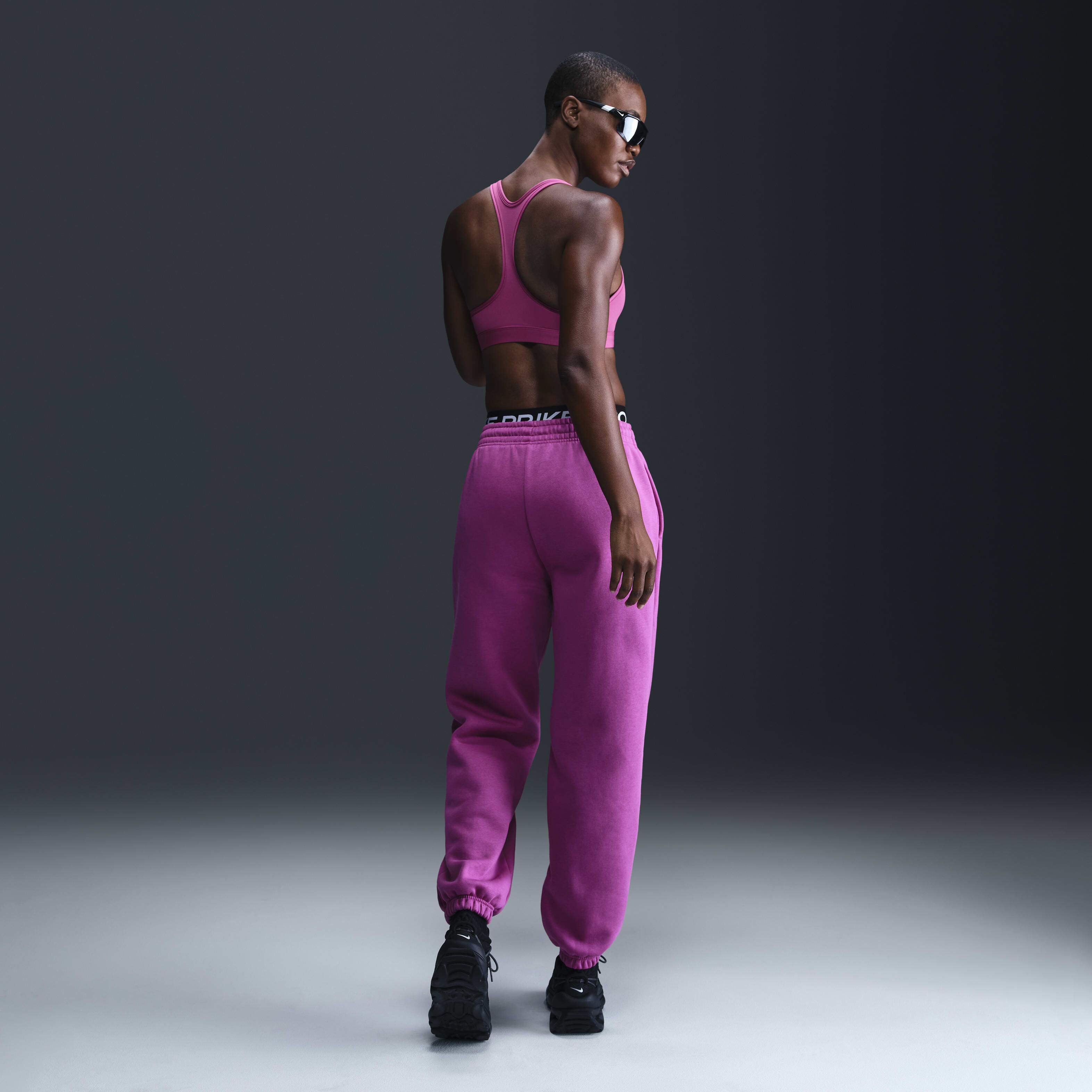 نايكي سبورتسوير فينيكس فليس image number 3