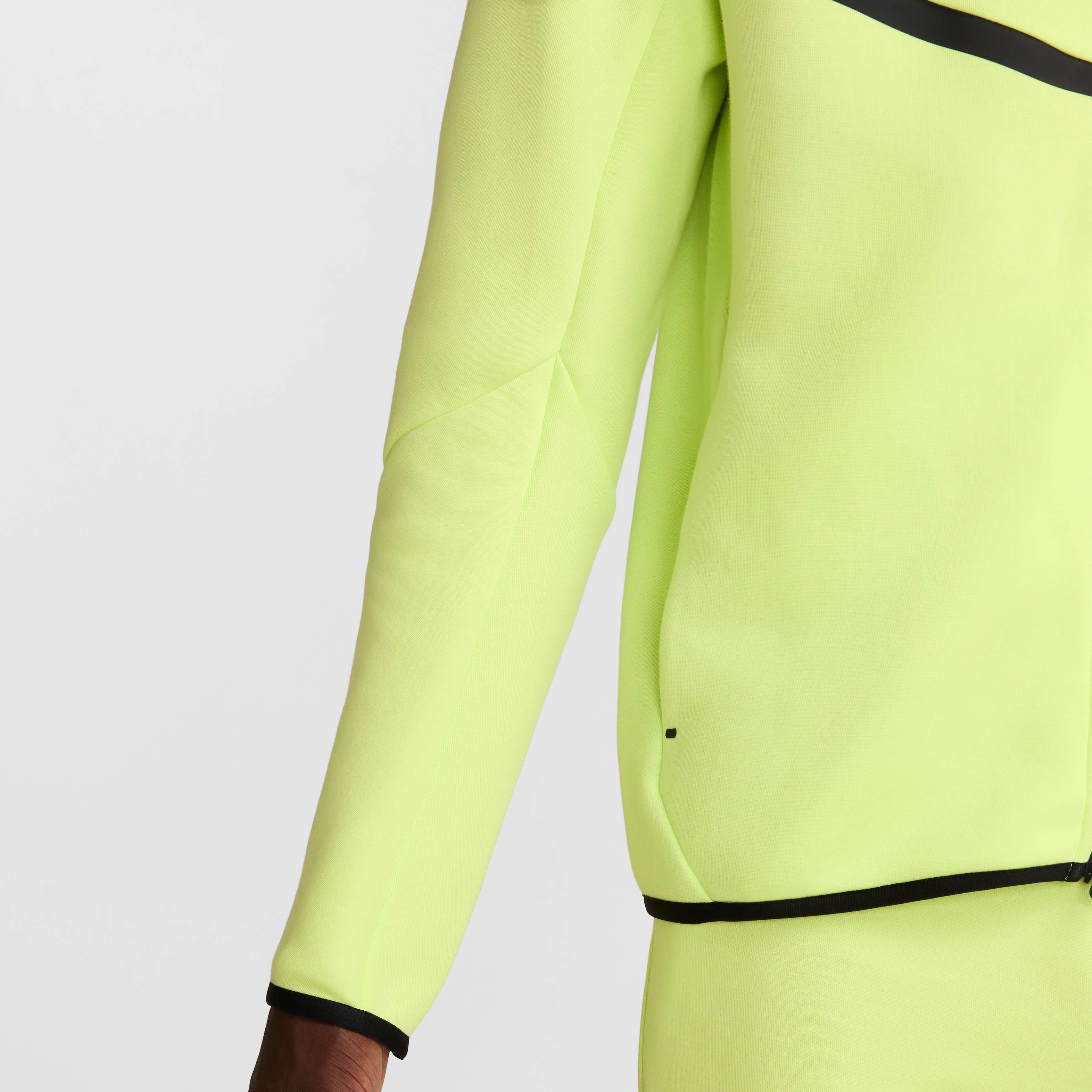 Nike Tech image number 6