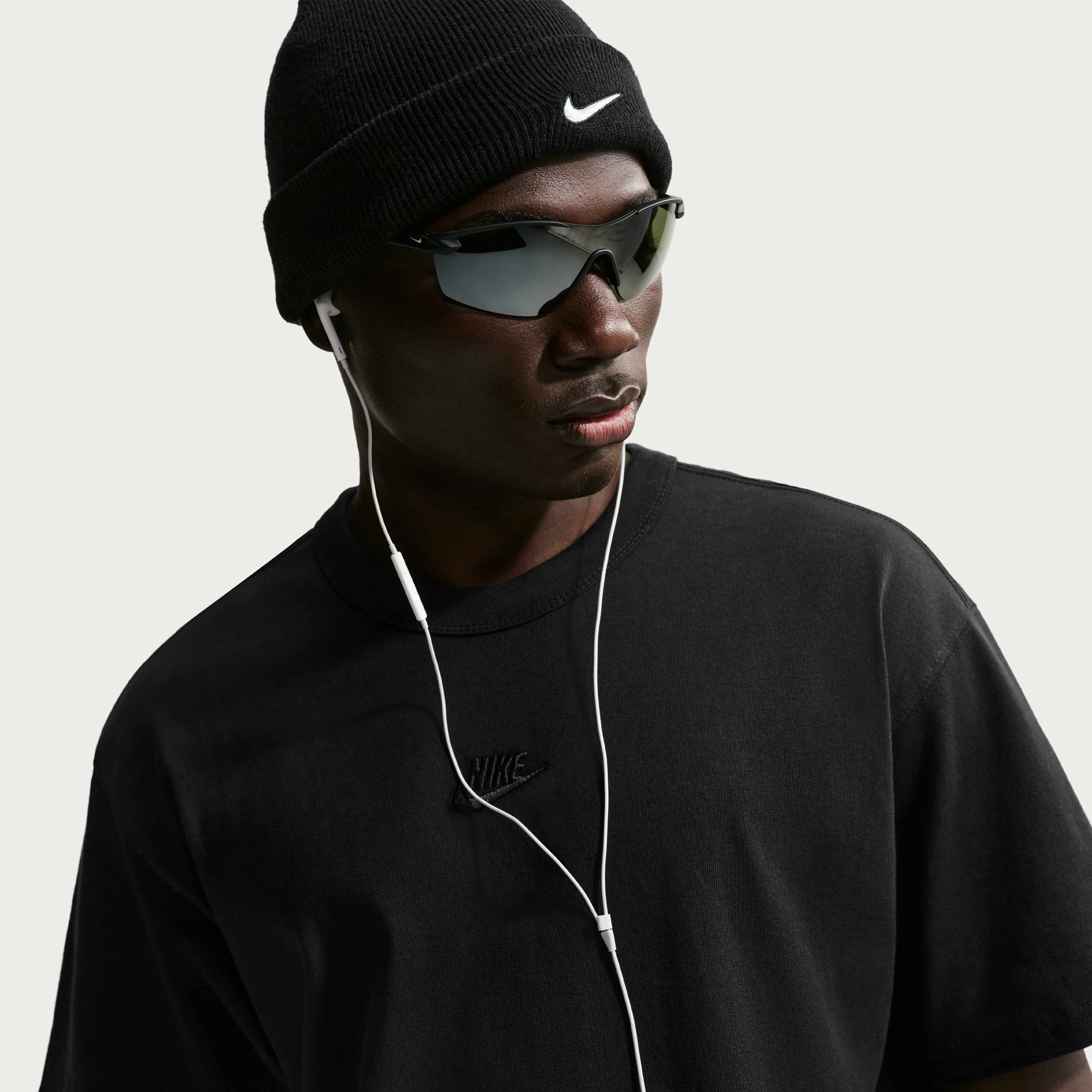 Nike Sportswear Premium Essentials image number 2