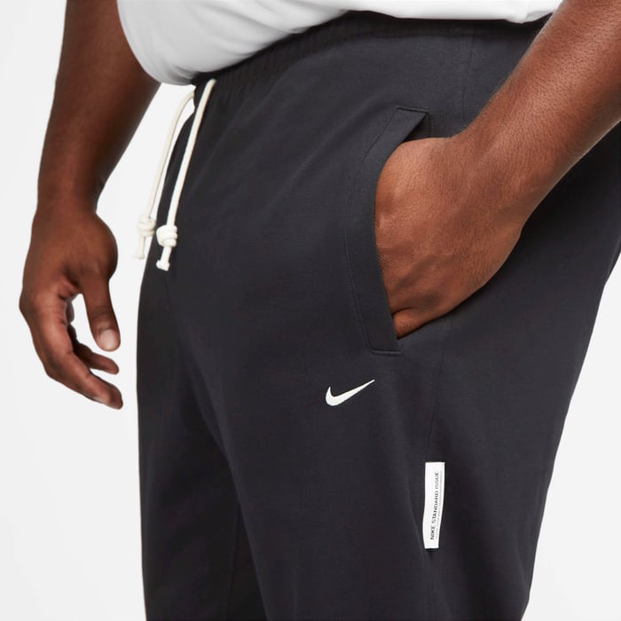 Nike Standard Issue image number 9 Nike Standard Issue image number 9