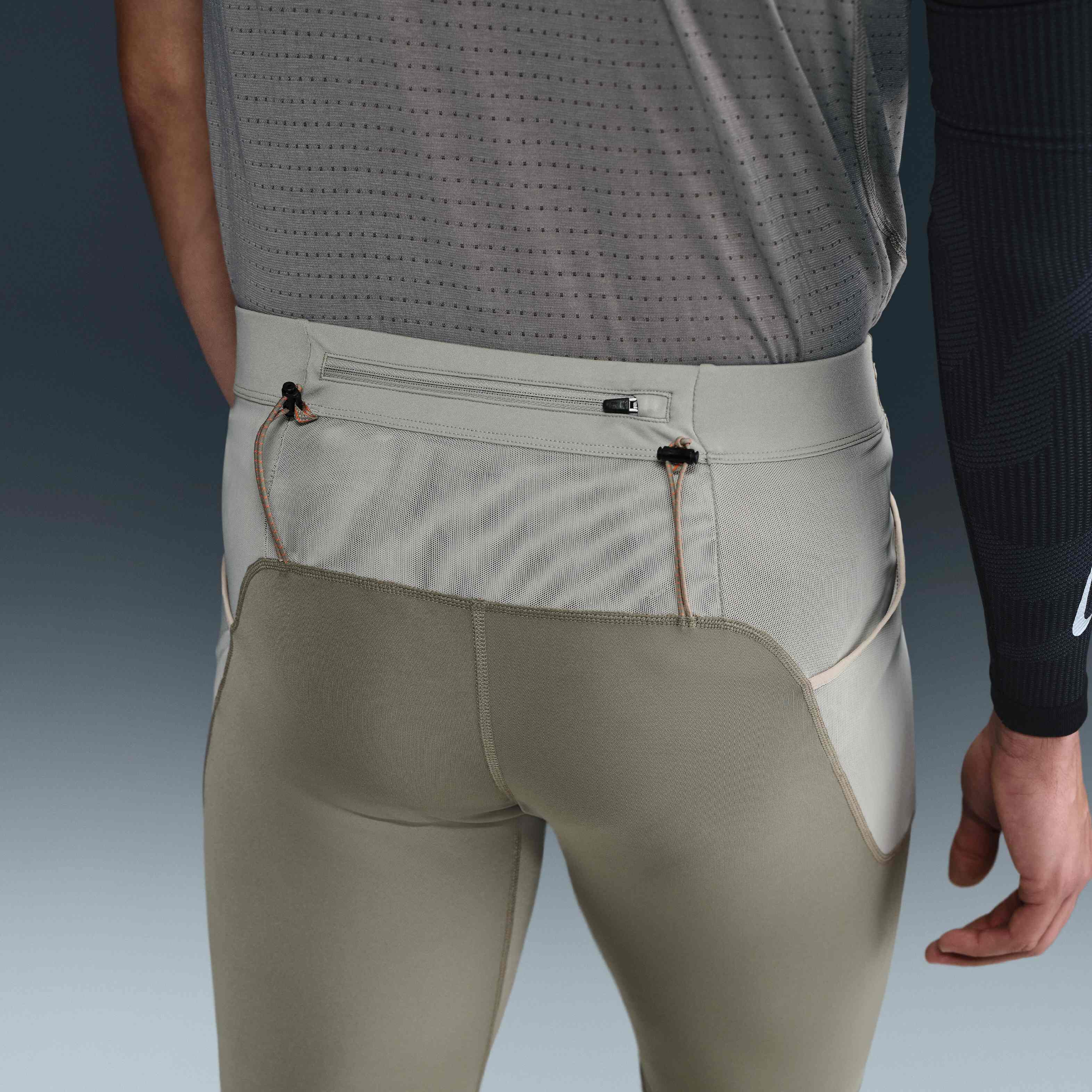 نايكي لافا لويز image number 2