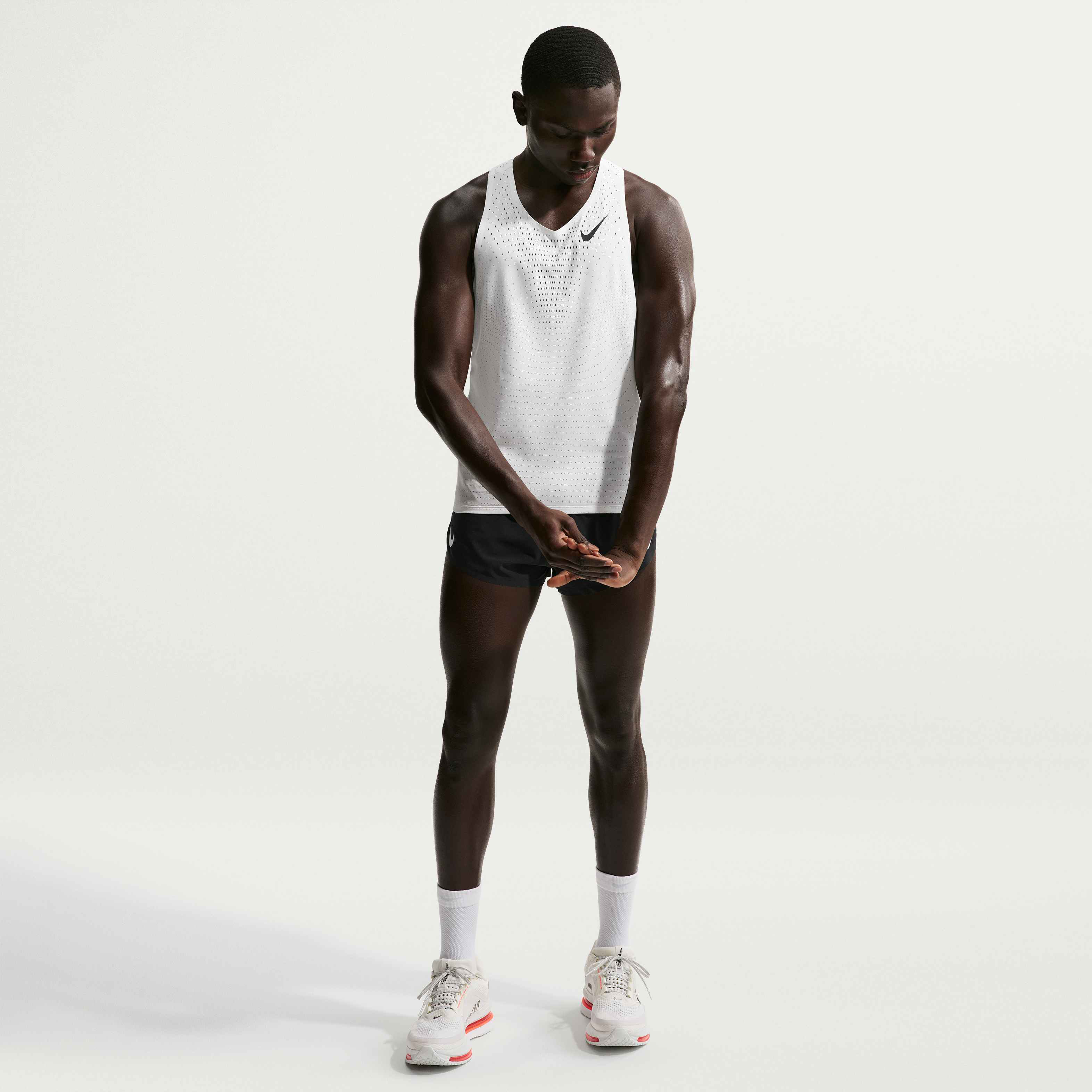 Nike AeroSwift image number 3