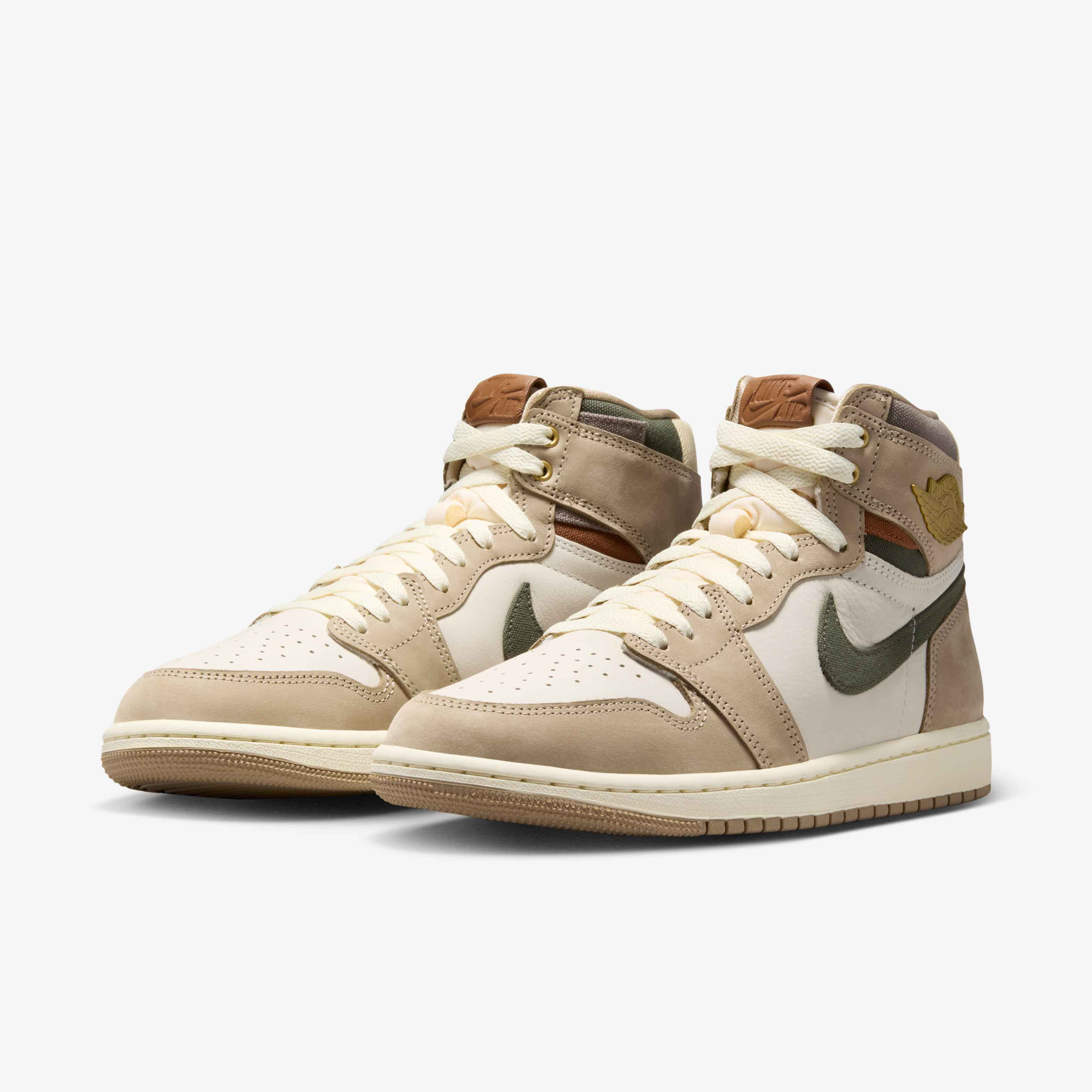 Air Jordan 1 Retro High OG 'Pro Green' image number 4