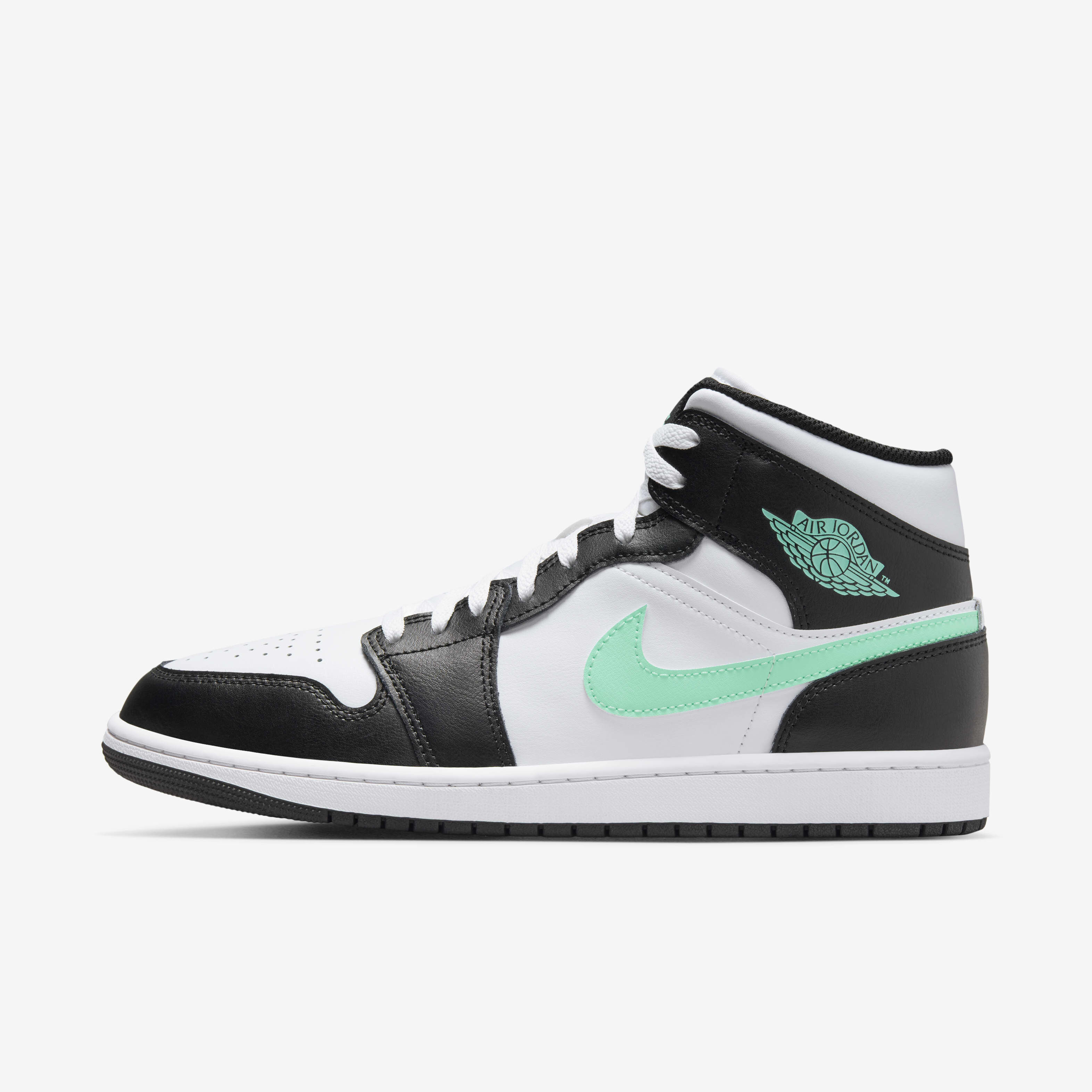 Nike jordan one mid top