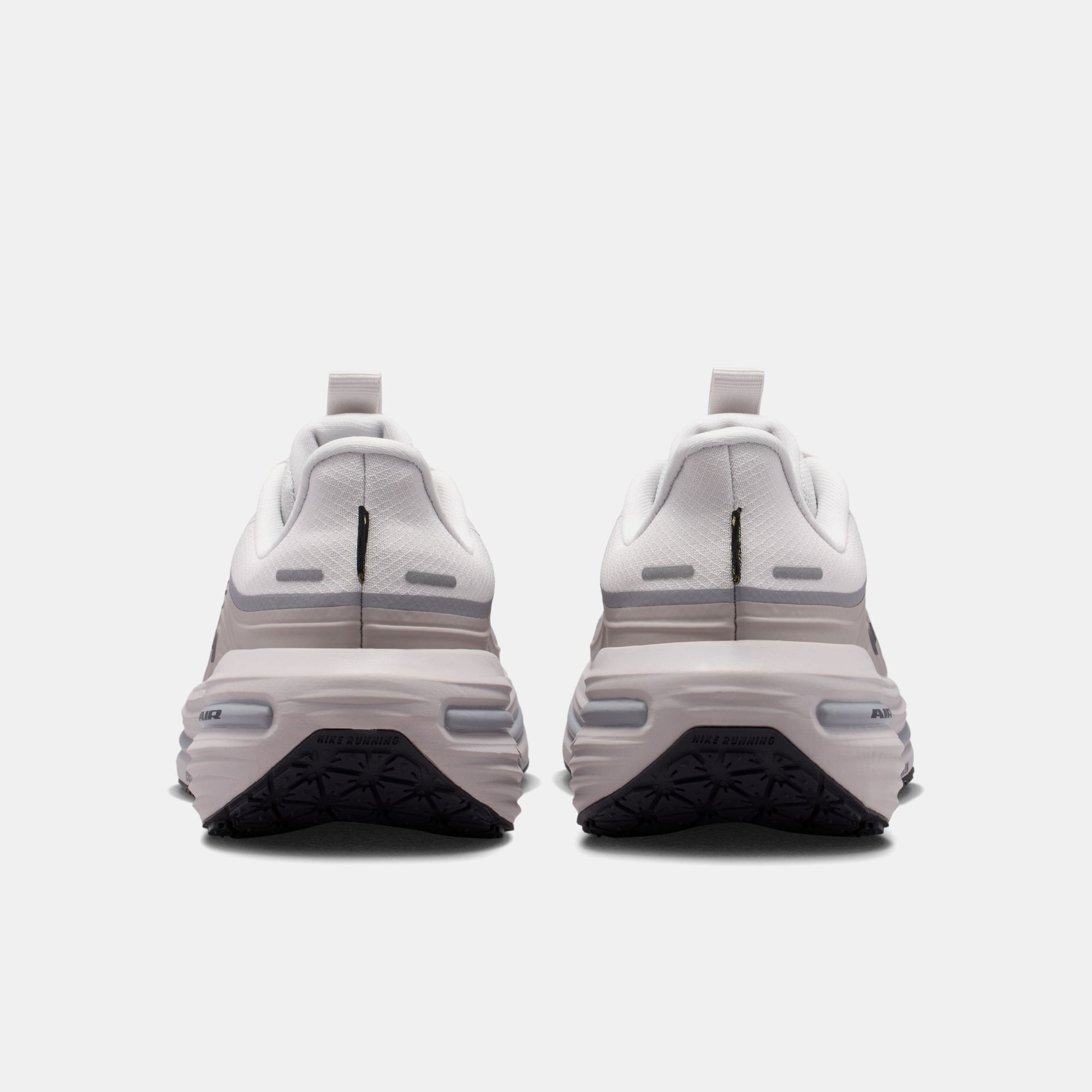 نايكي وينفلو 12 GORE-TEX image number 1