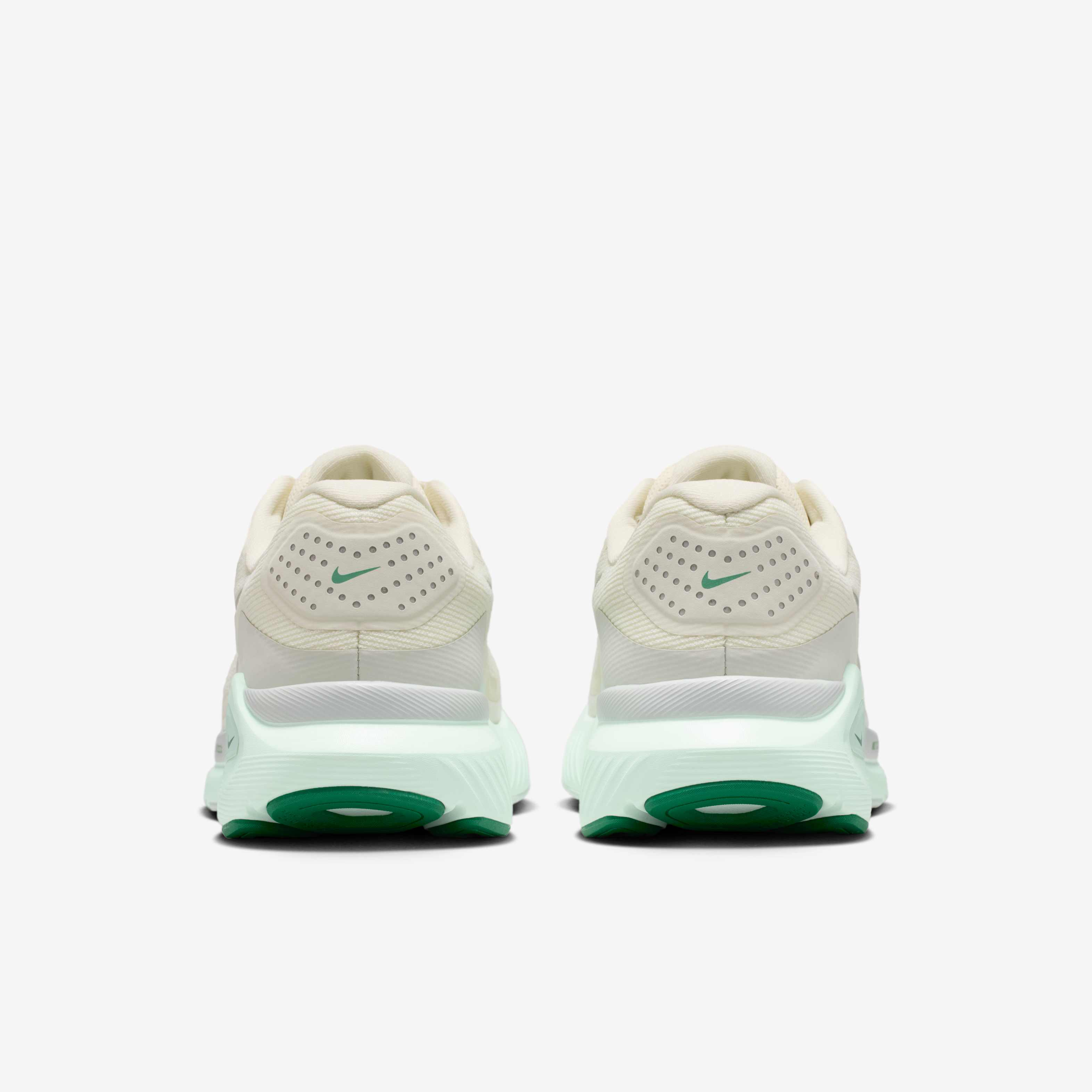 Nike Structure 26 image number 3
