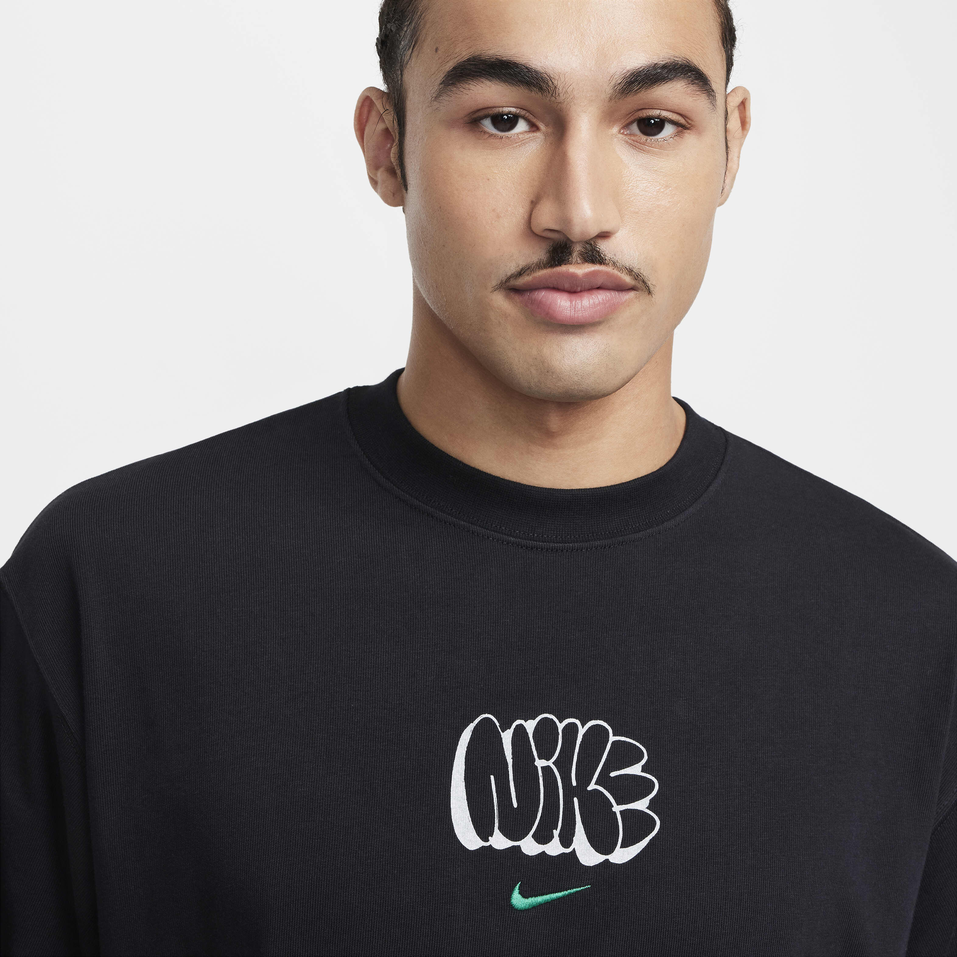 Nike Solo Swoosh image number 2