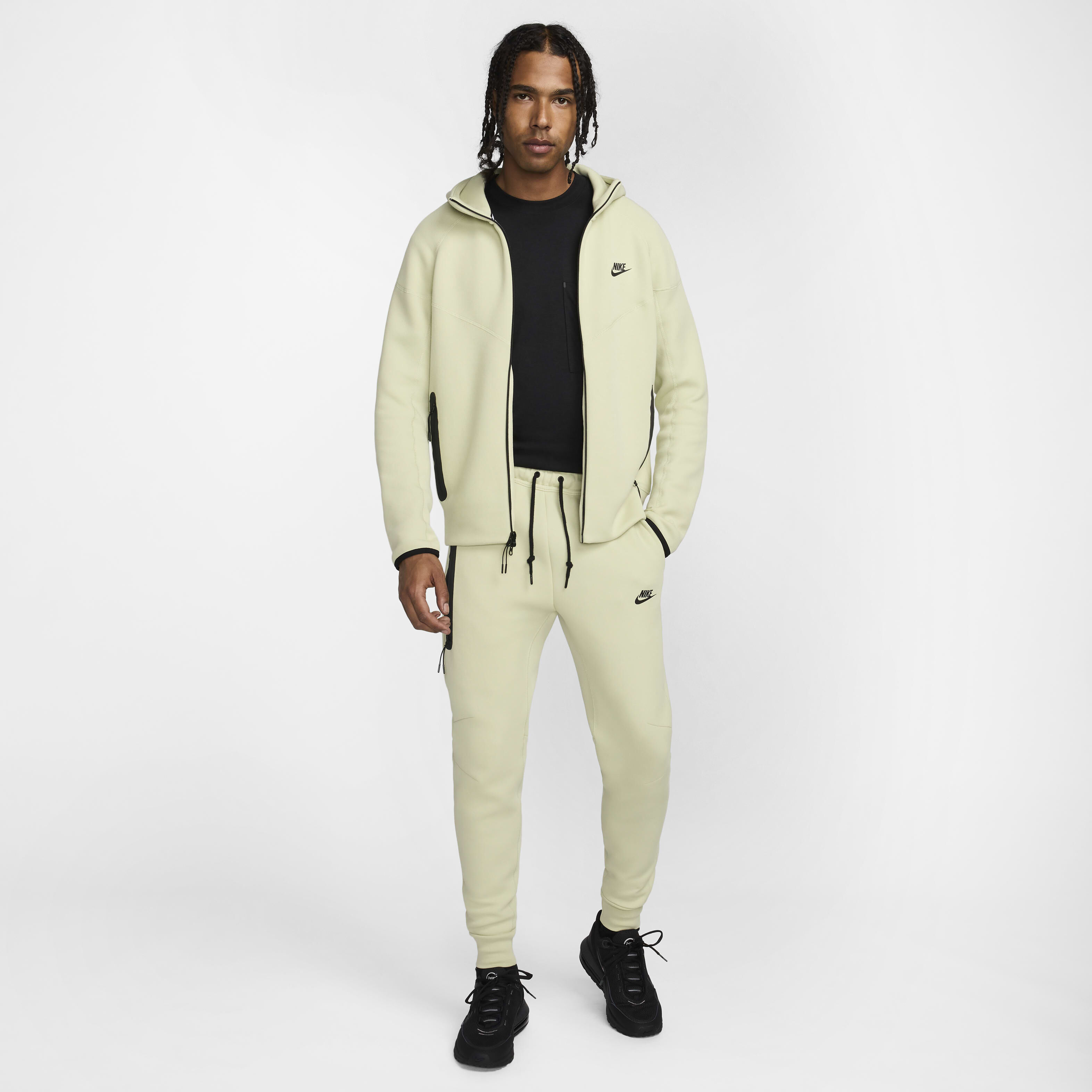 Nike Sportswear Tech Fleece image number 8