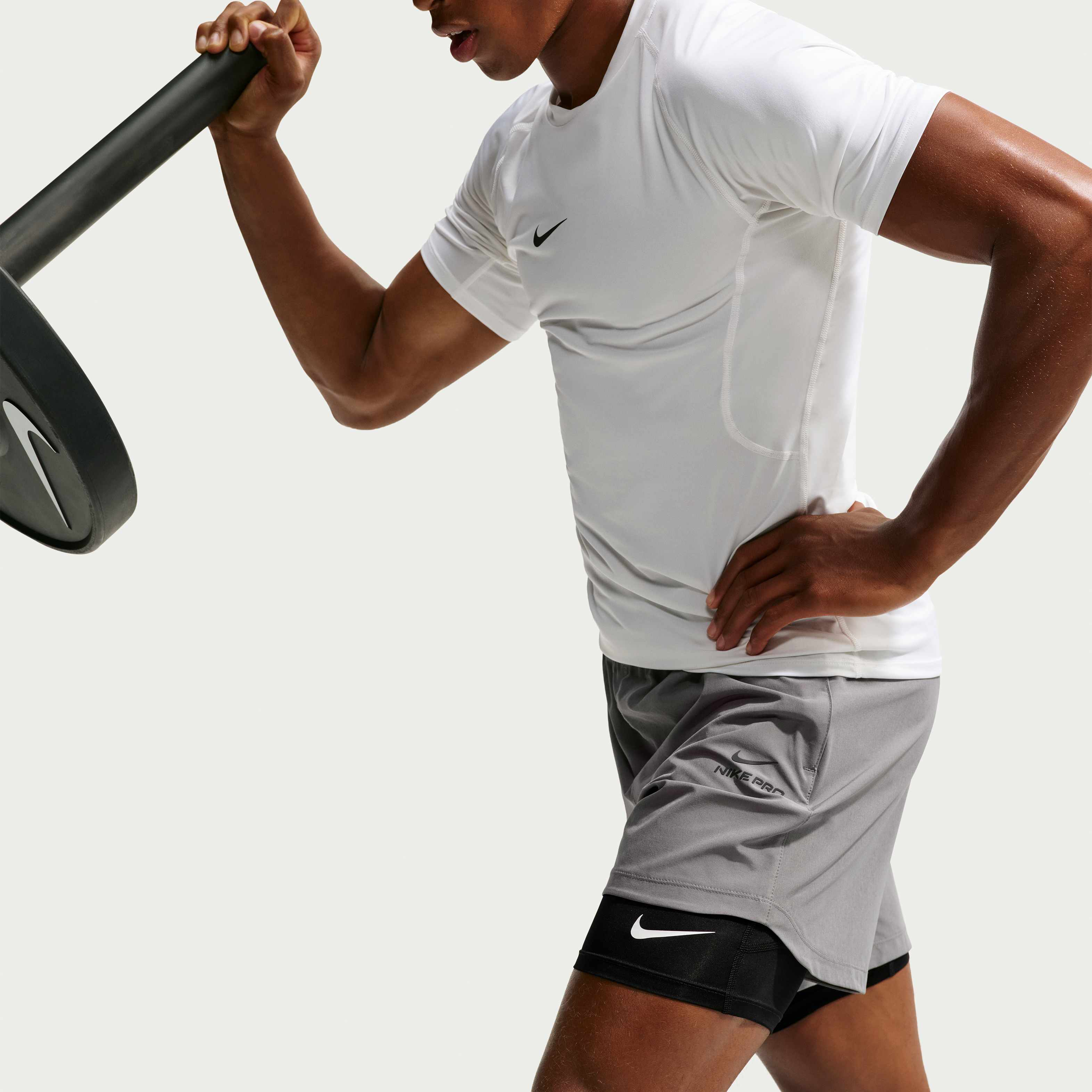 Nike Pro image number 3