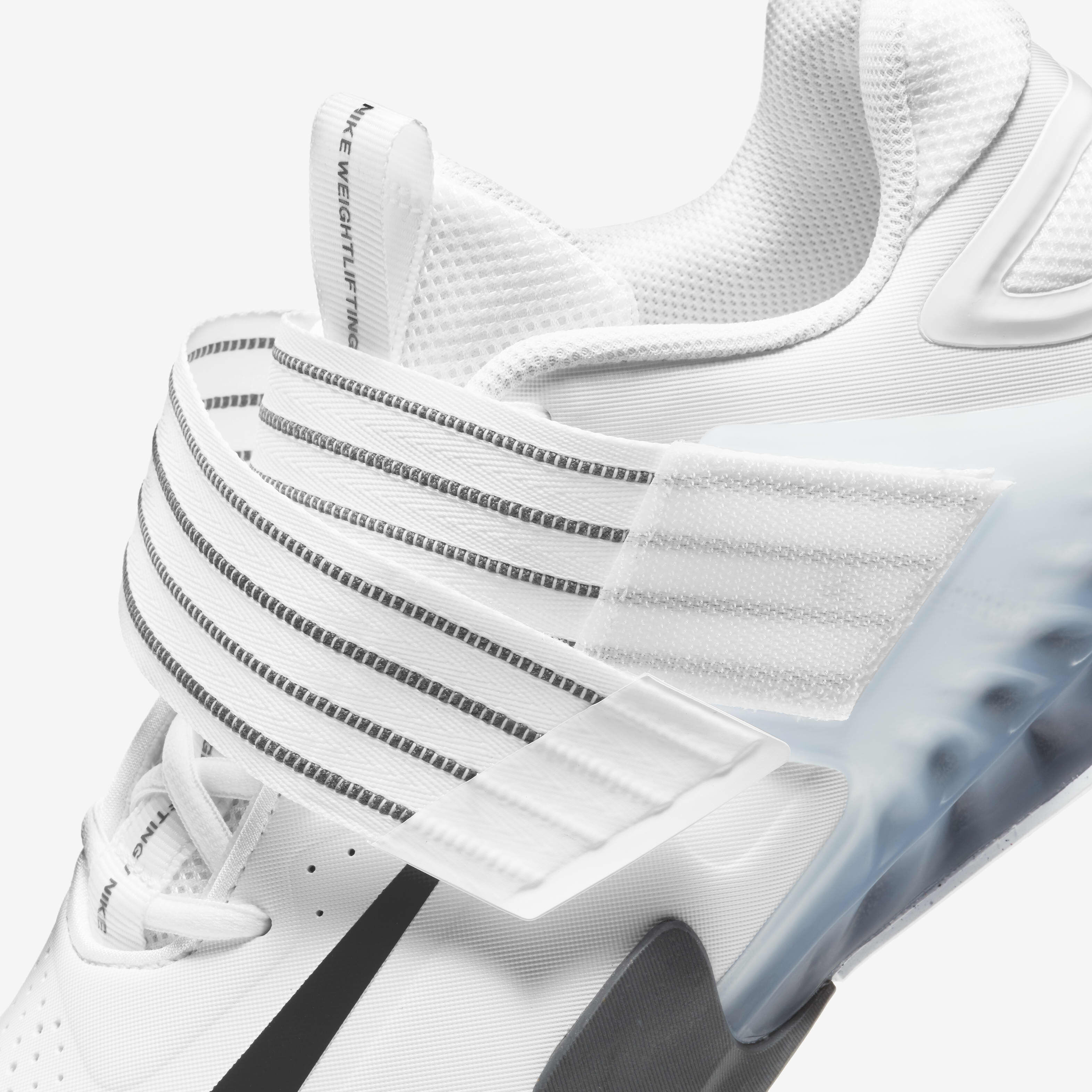 Nike Savaleos image number 8