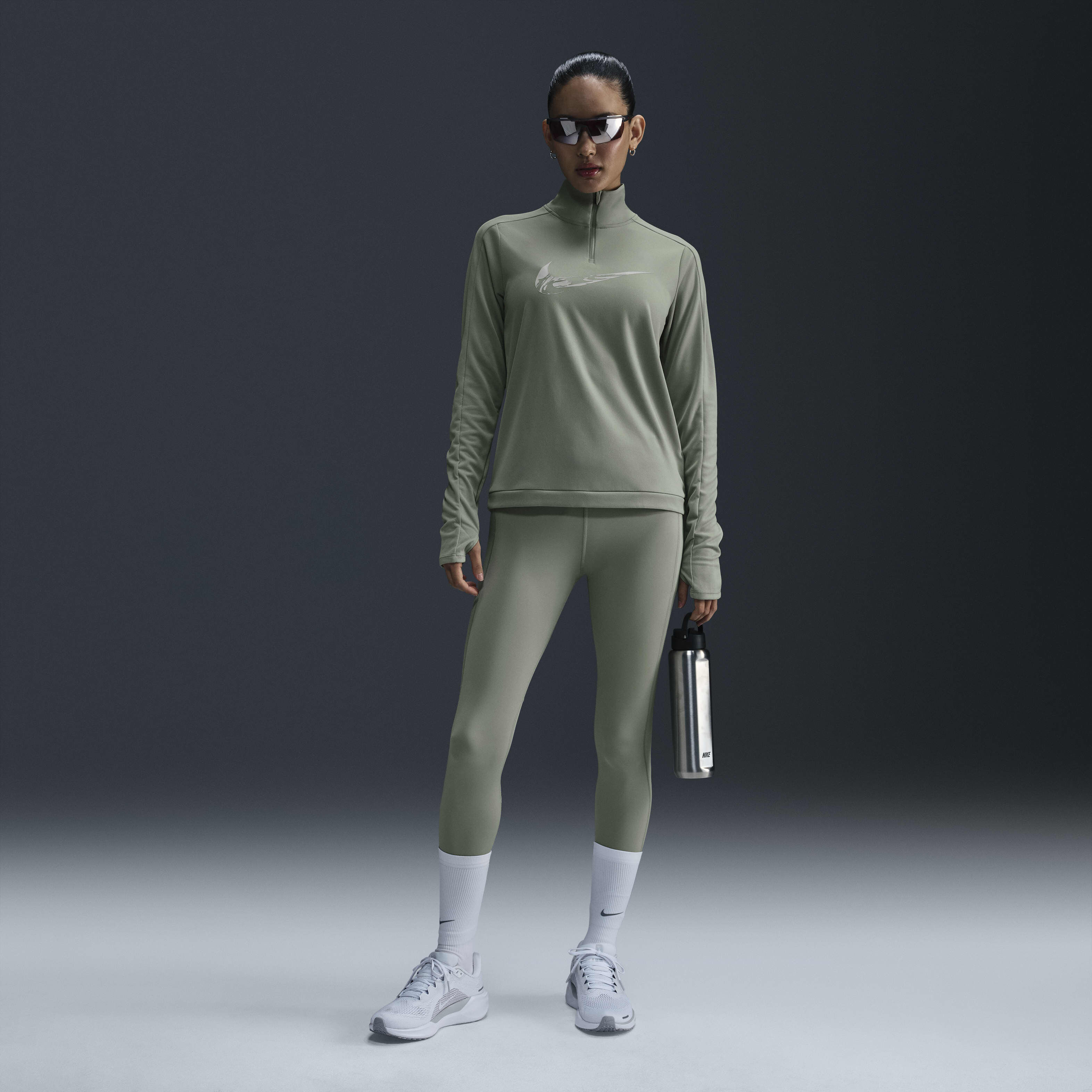 Nike Swoosh image number 3