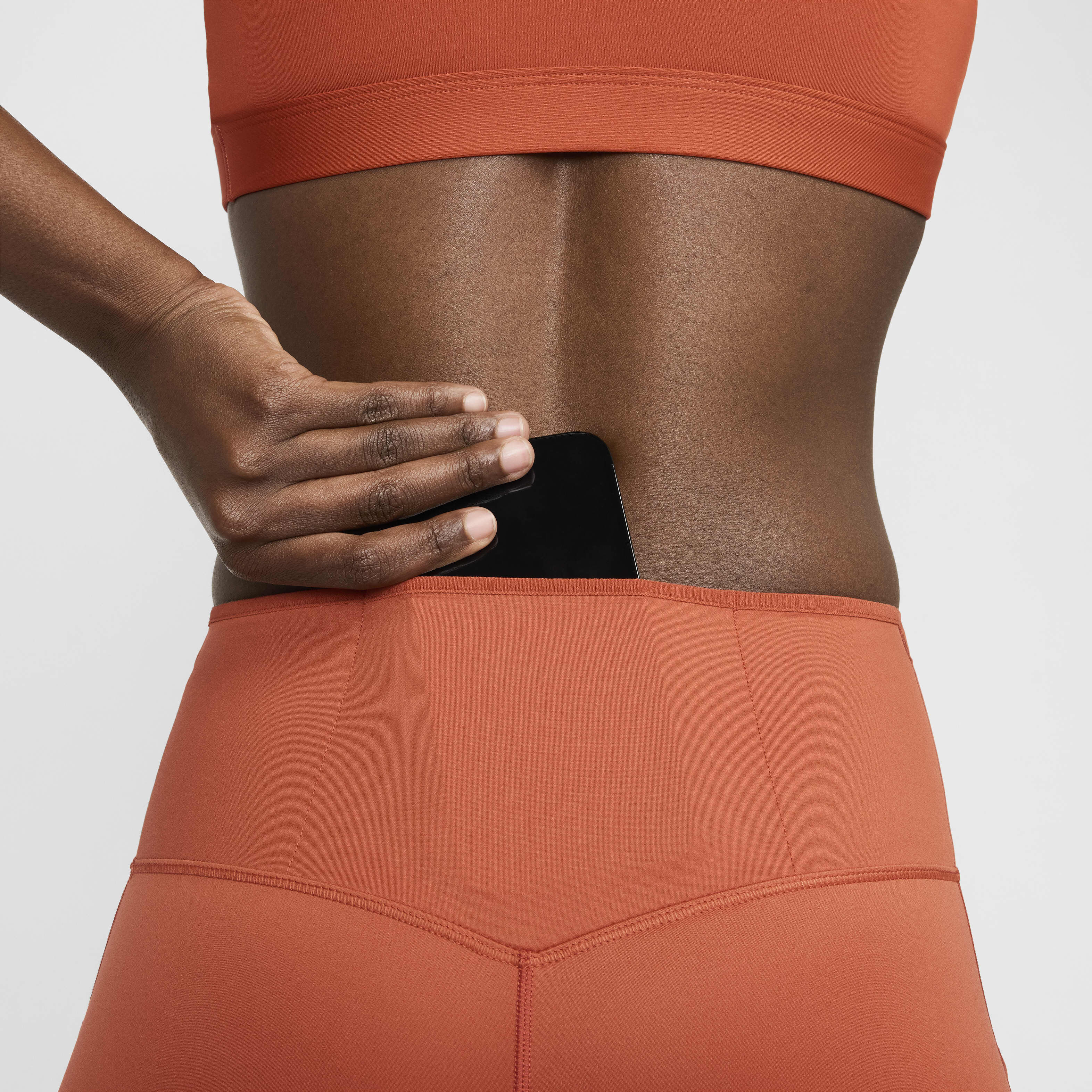 نايكي جو image number 6