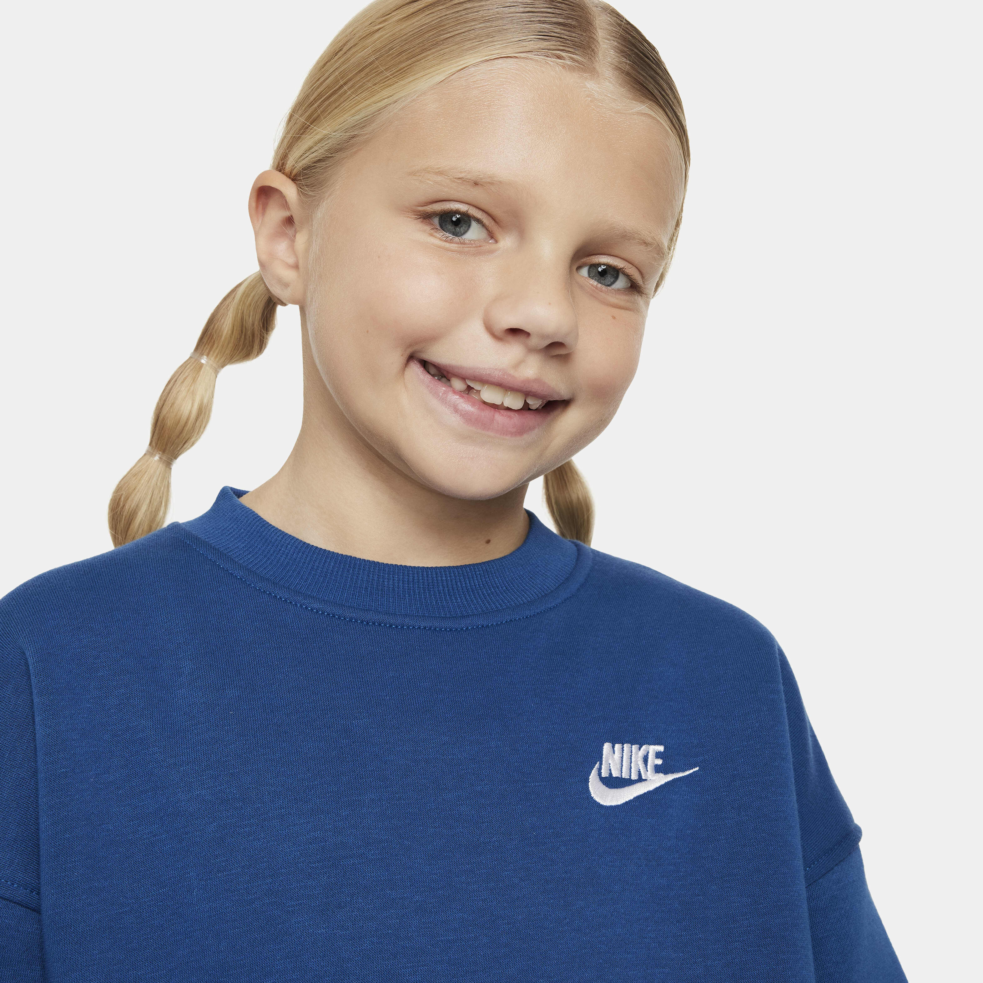 نايكي سبورتسوير كلوب فليس image number 2