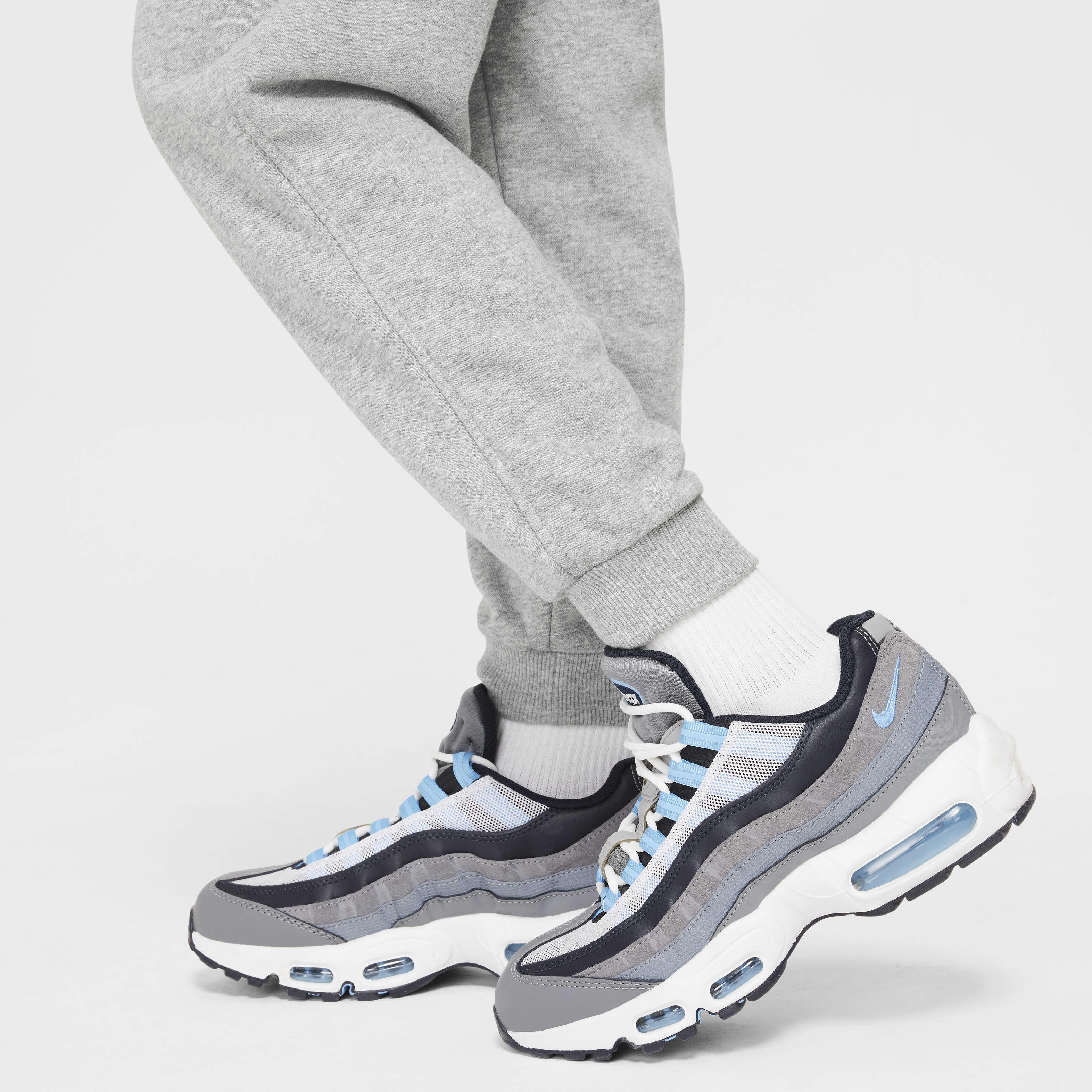 Nike Club Fleece image number 4