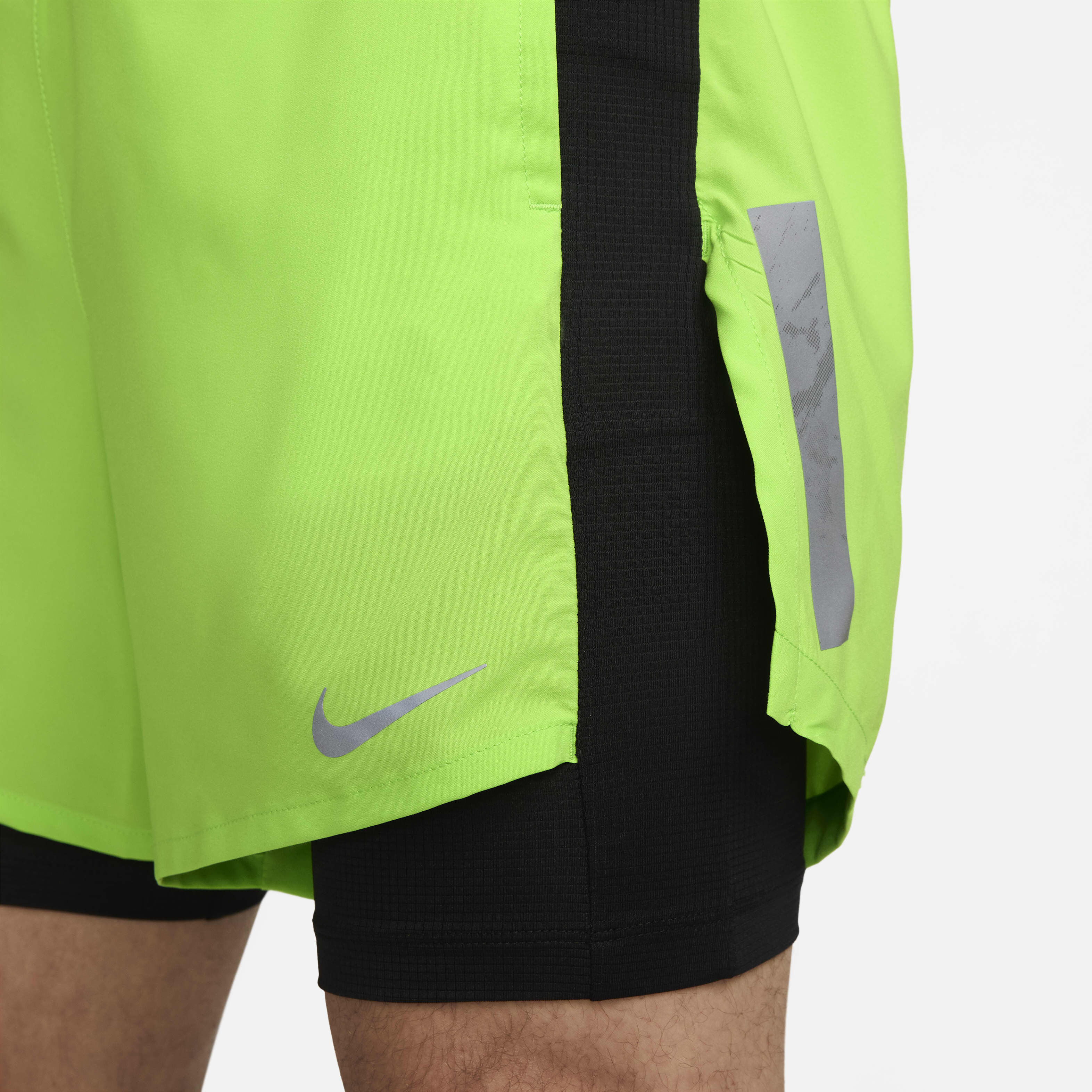 Nike Dri-FIT Run Division Stride image number 3