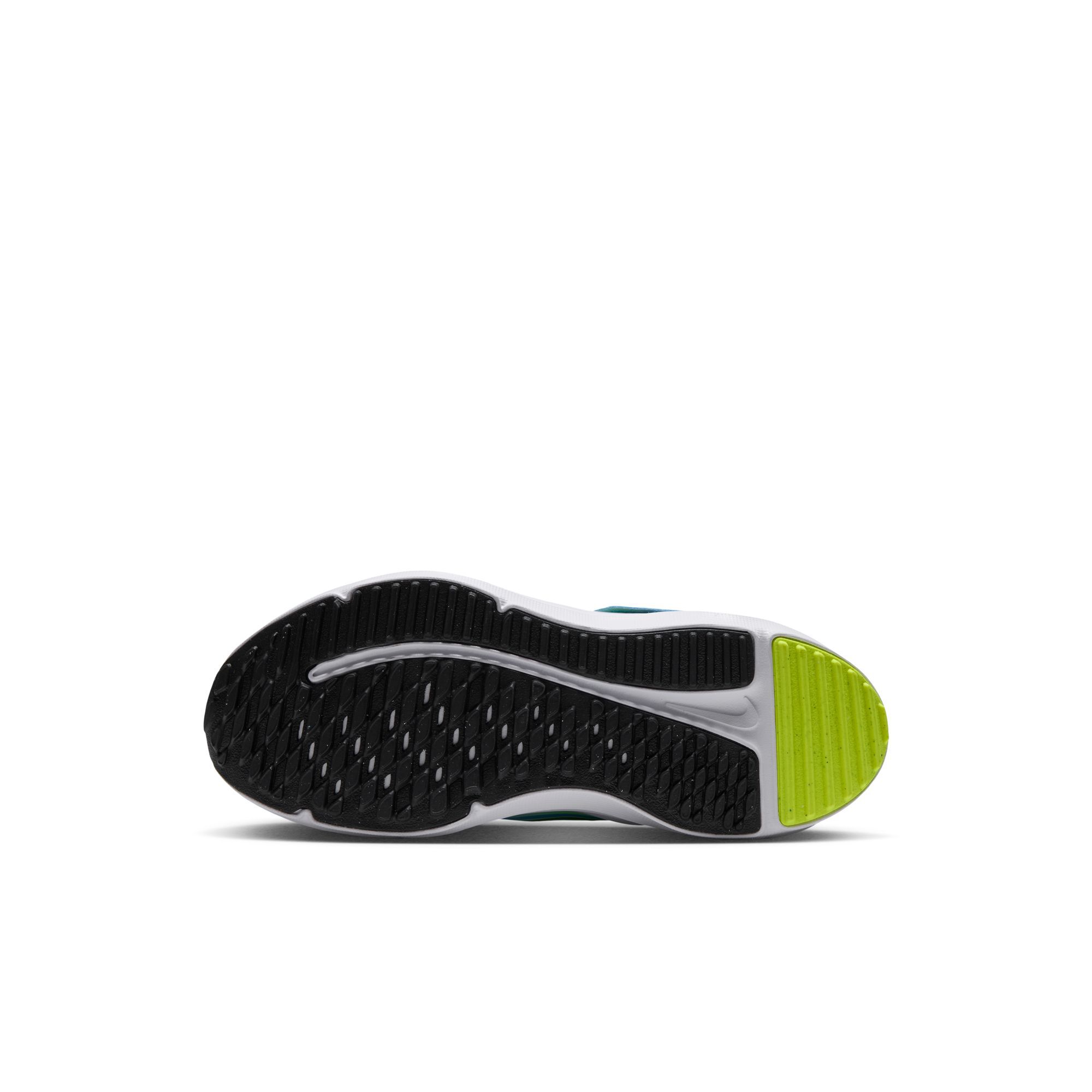 Nike Cosmic Runner image number 8