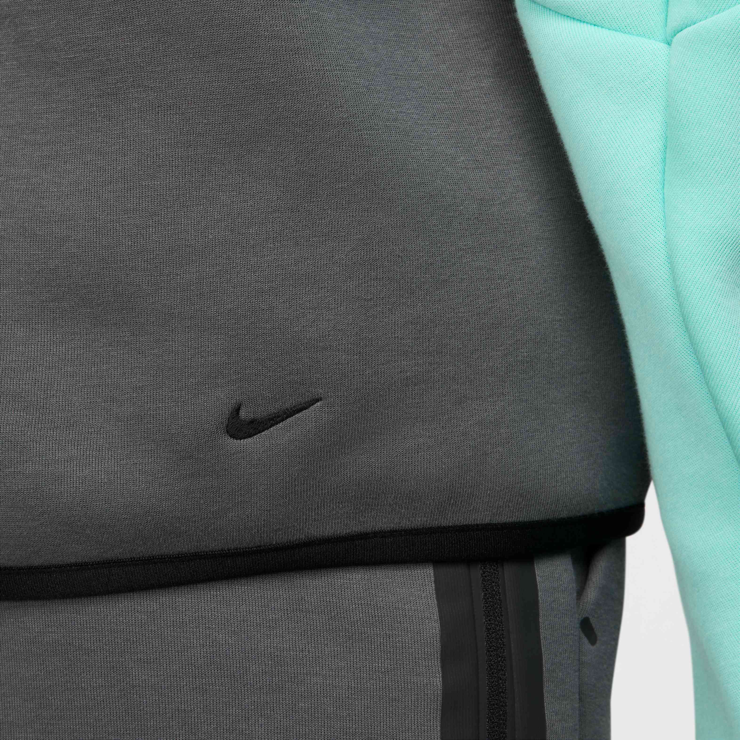 Nike Sportswear Tech image number 8