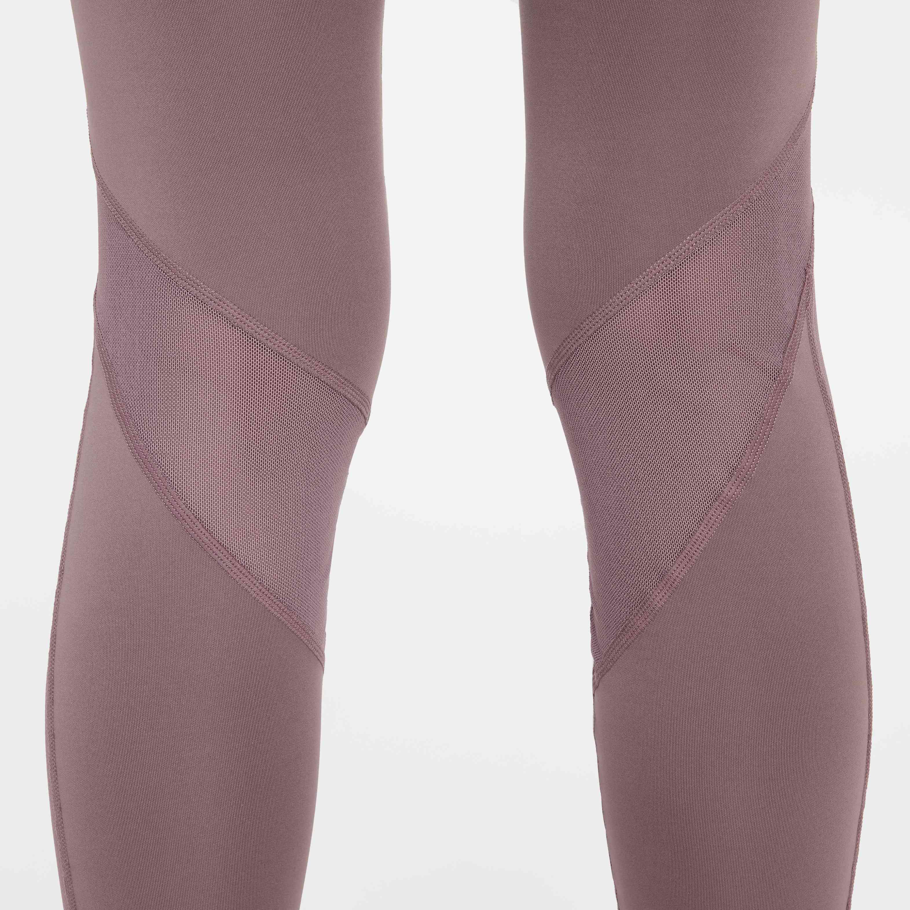 Nike Pro image number 4