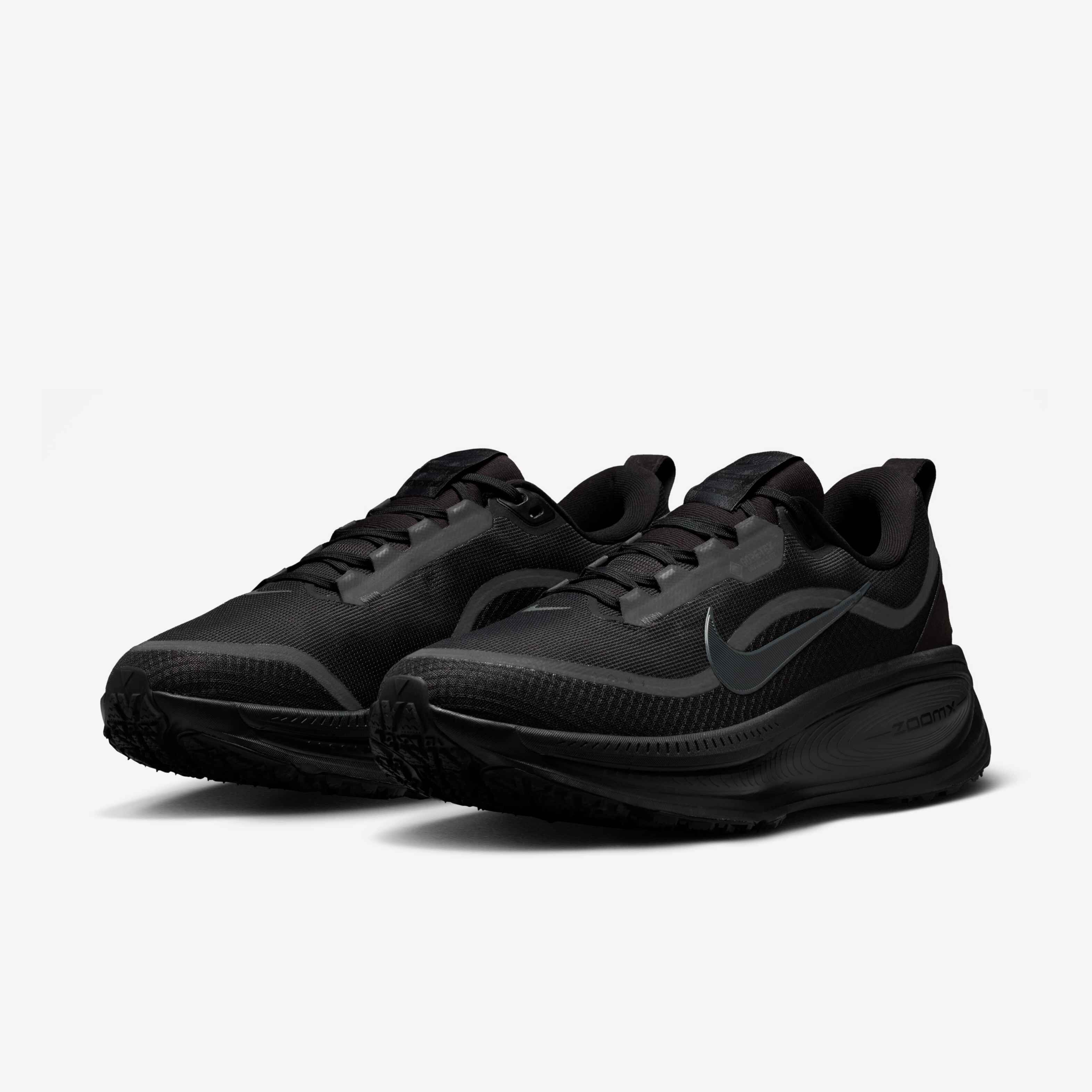 Nike Vomero 18 GORE-TEX image number 4