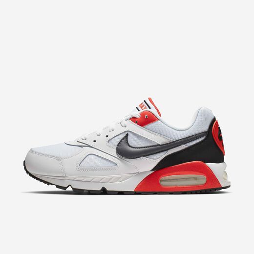 Nike Air Max IVO