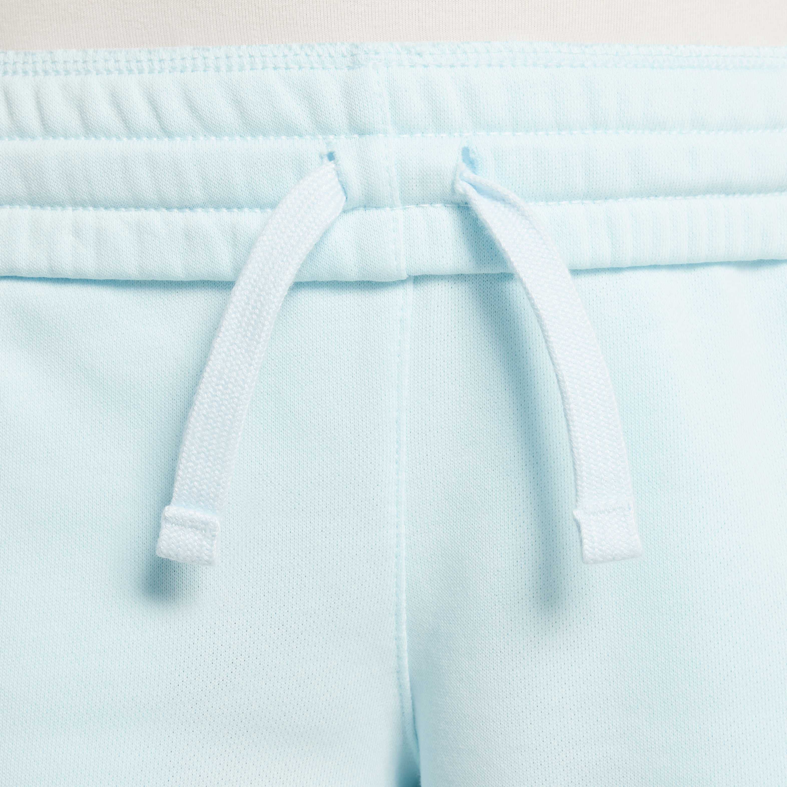 نايكي سبورتسوير كلوب فليس image number 4