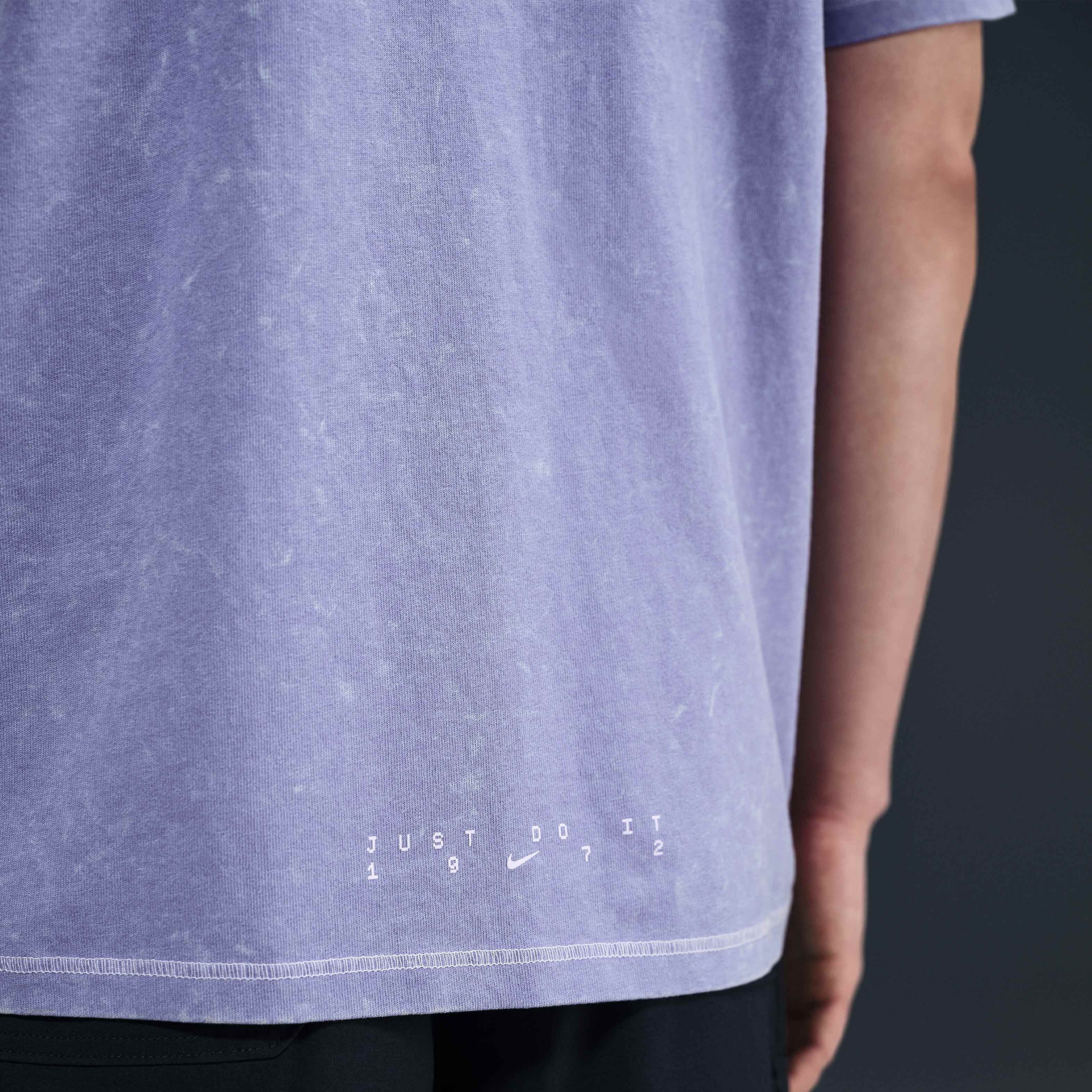 Buy Nike Sportswear Max90 T-Shirt - Dusty Amethyst | Nike