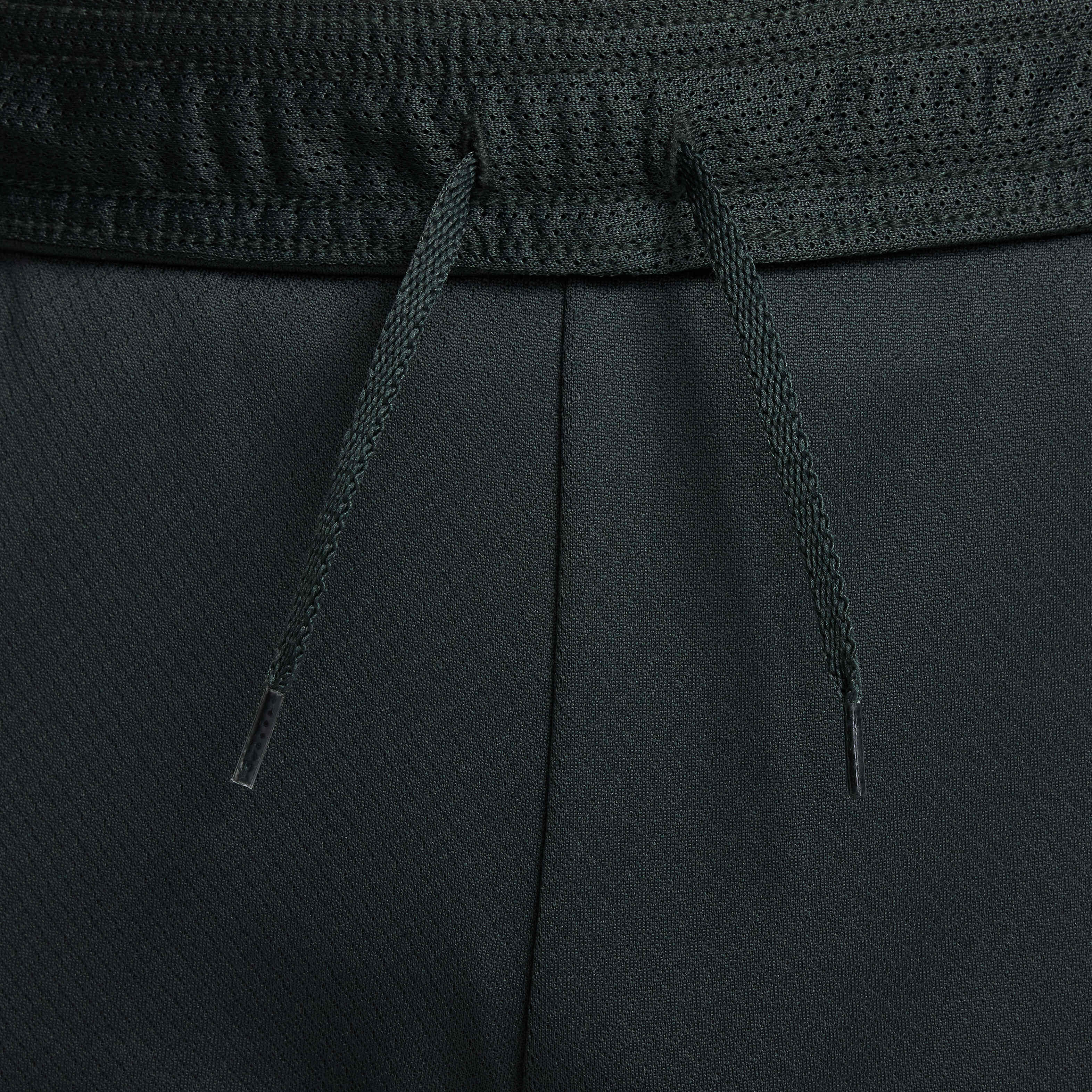 Chelsea F.C. Strike image number 3