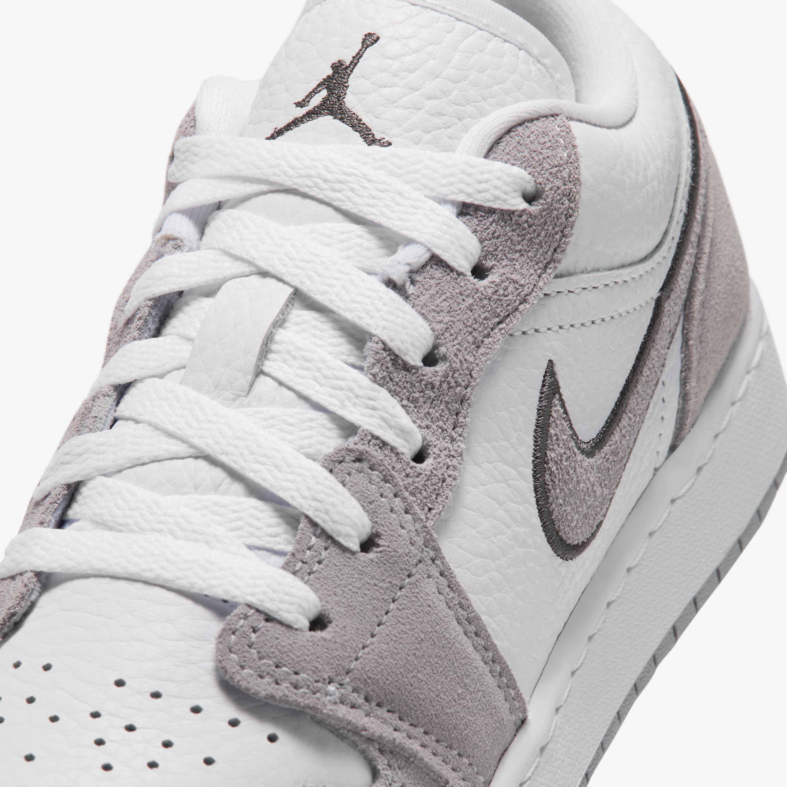 Air Jordan 1 Low SE image number 6