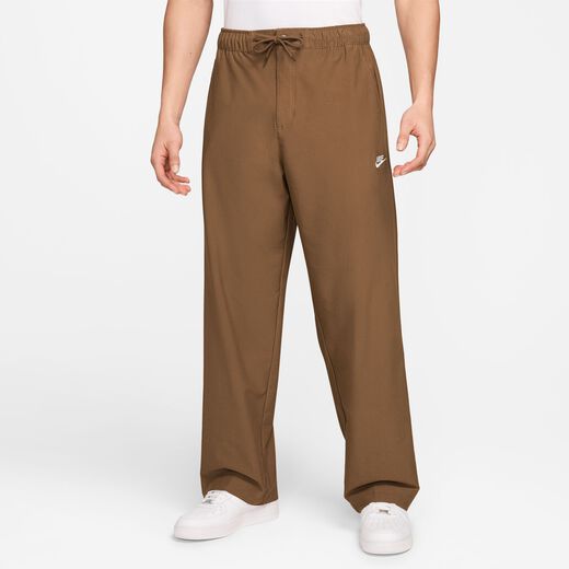 Nike Sportswear Club