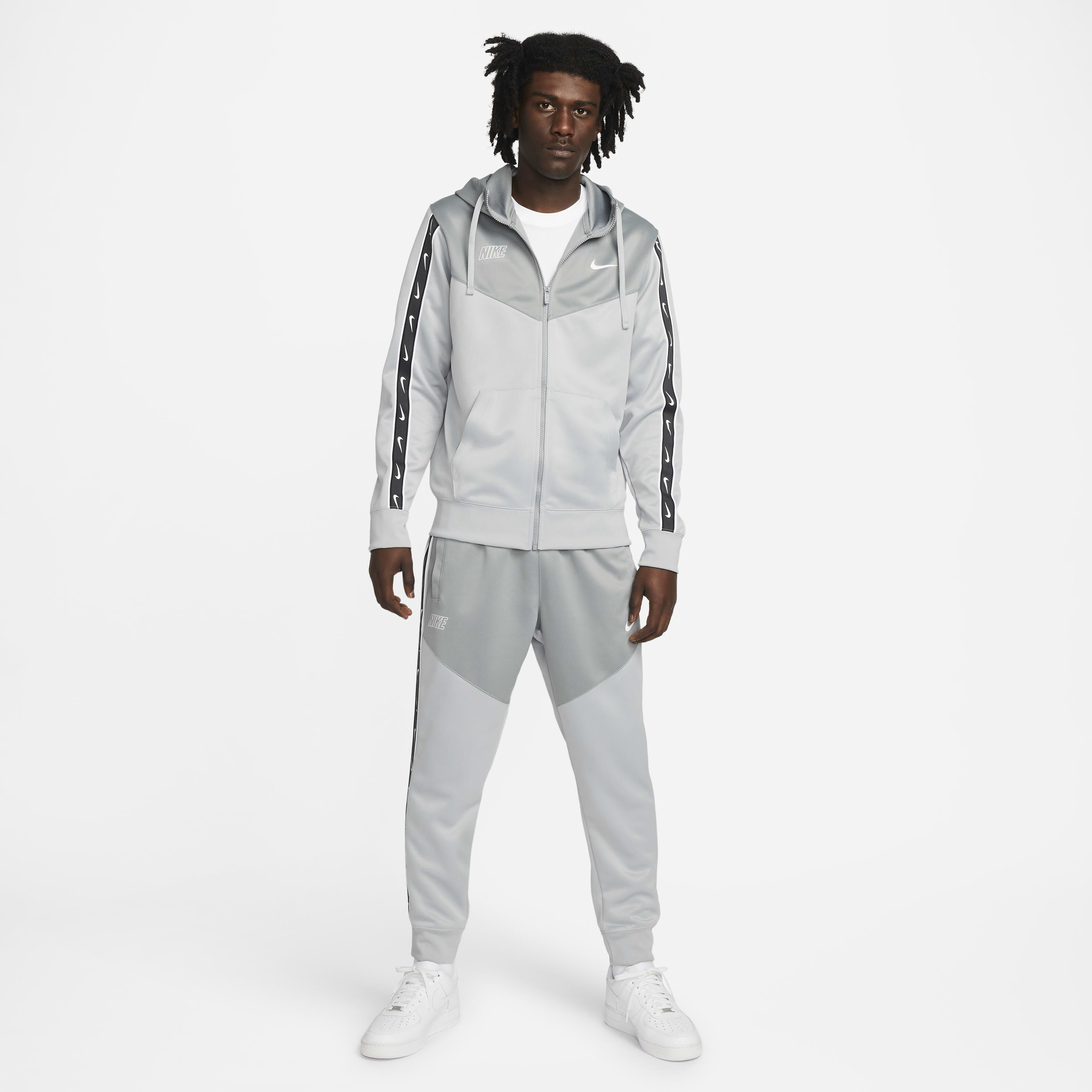 Nike sportswear repeat hoodie store