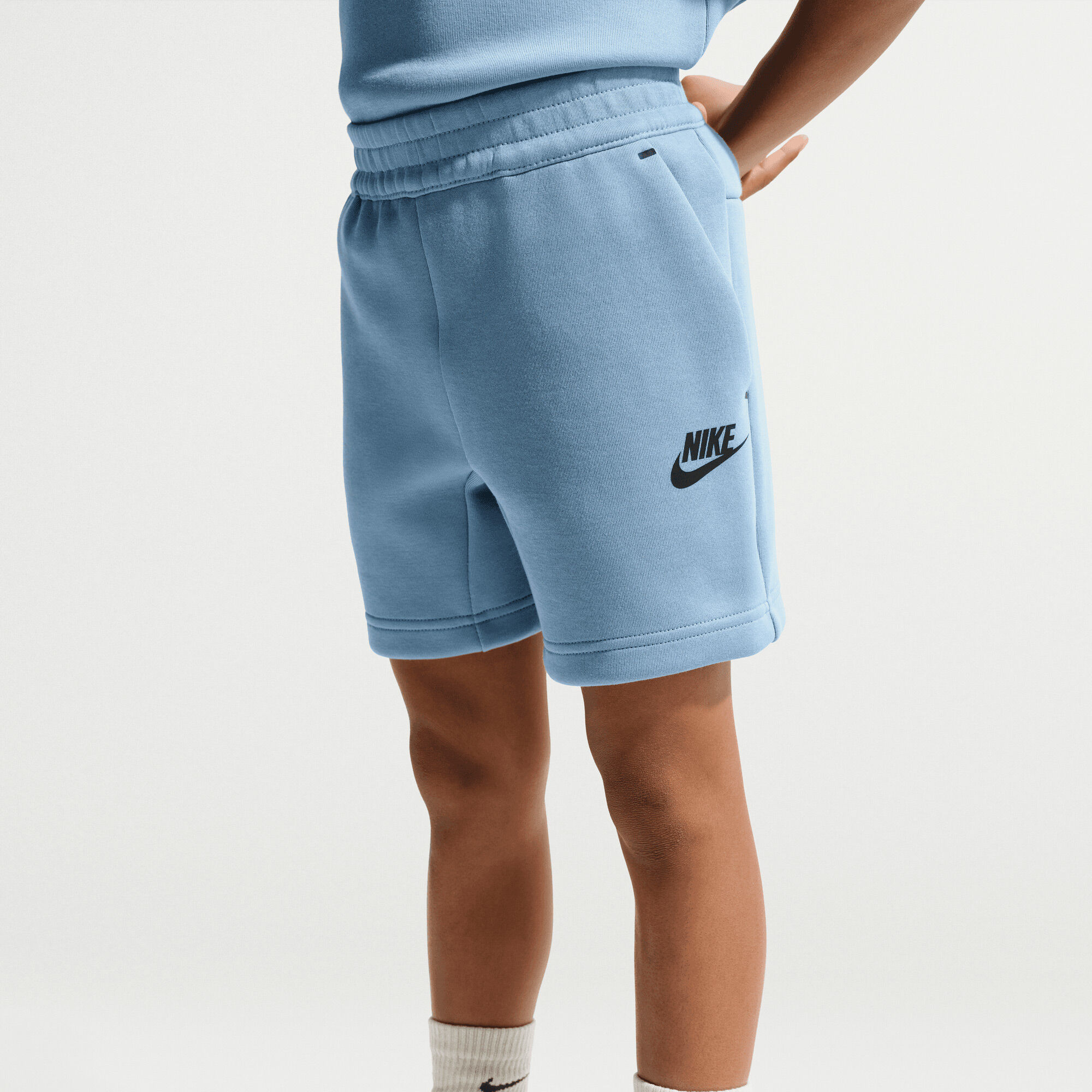 Nike image number 4