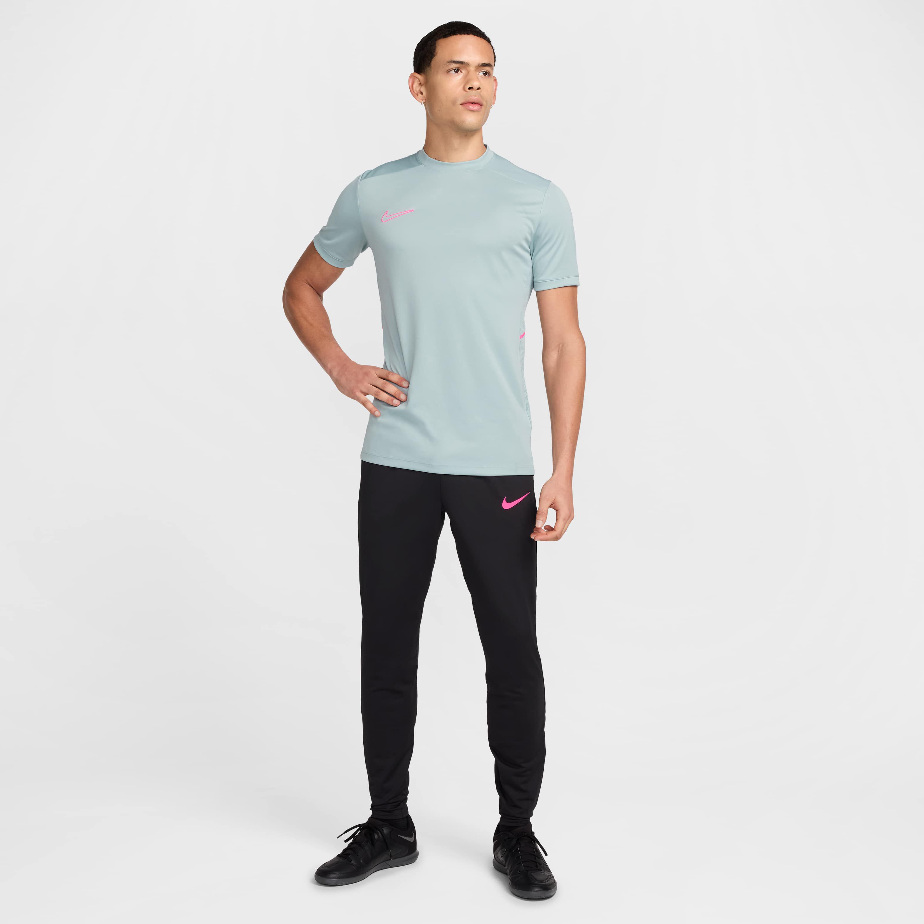 Nike Academy image number 5