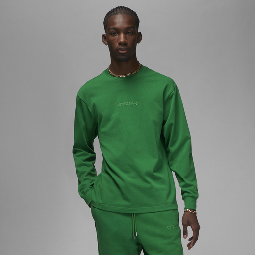 Nike t shirts top price in dubai