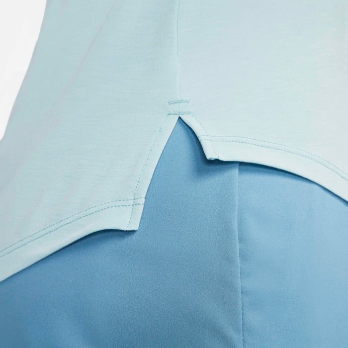 نايكي دراي-فت UV ون لوكس image number 3 نايكي دراي-فت UV ون لوكس image number 3