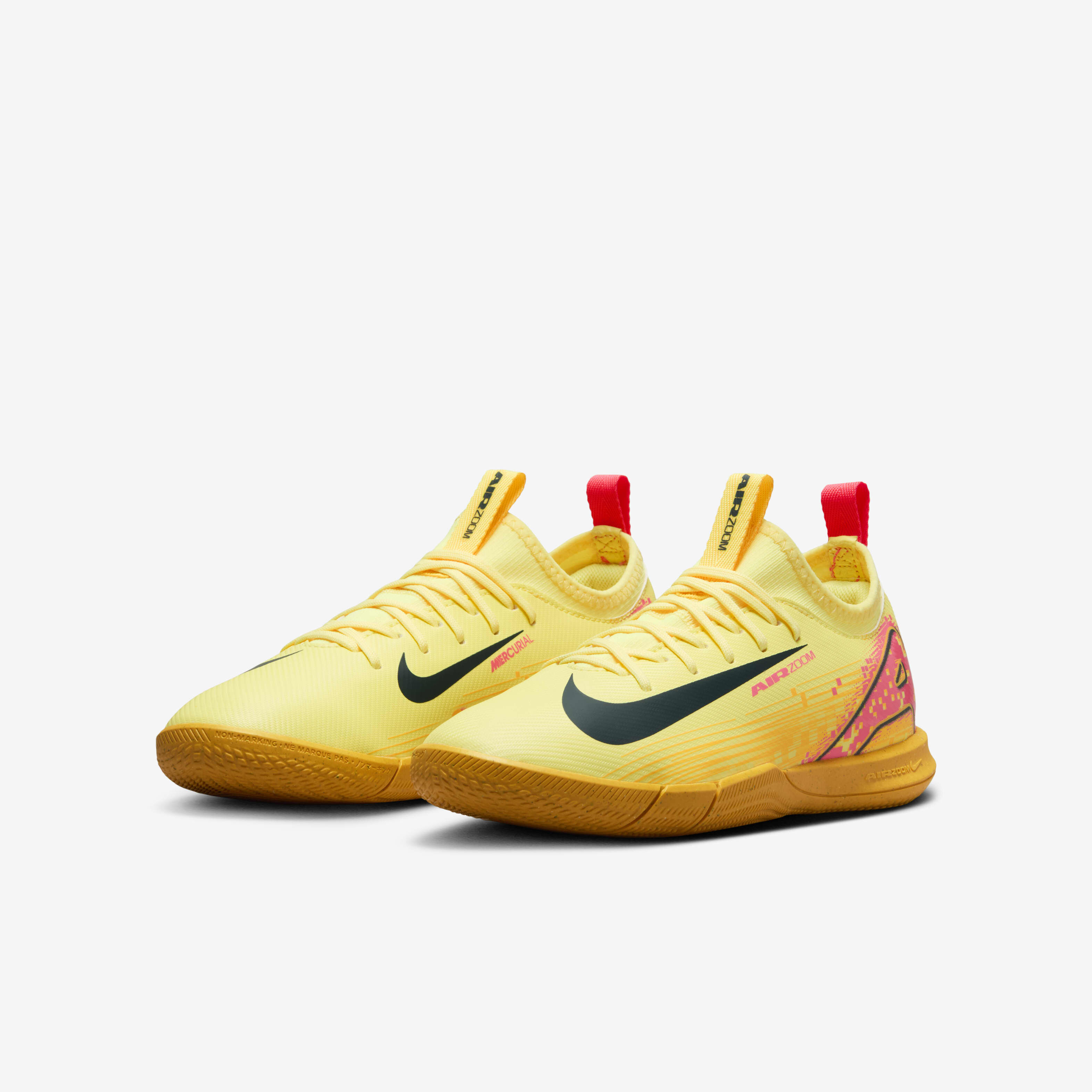 Nike Jr. Mercurial Vapor 16 Academy 'Kylian Mbapp&eacute;' image number 4