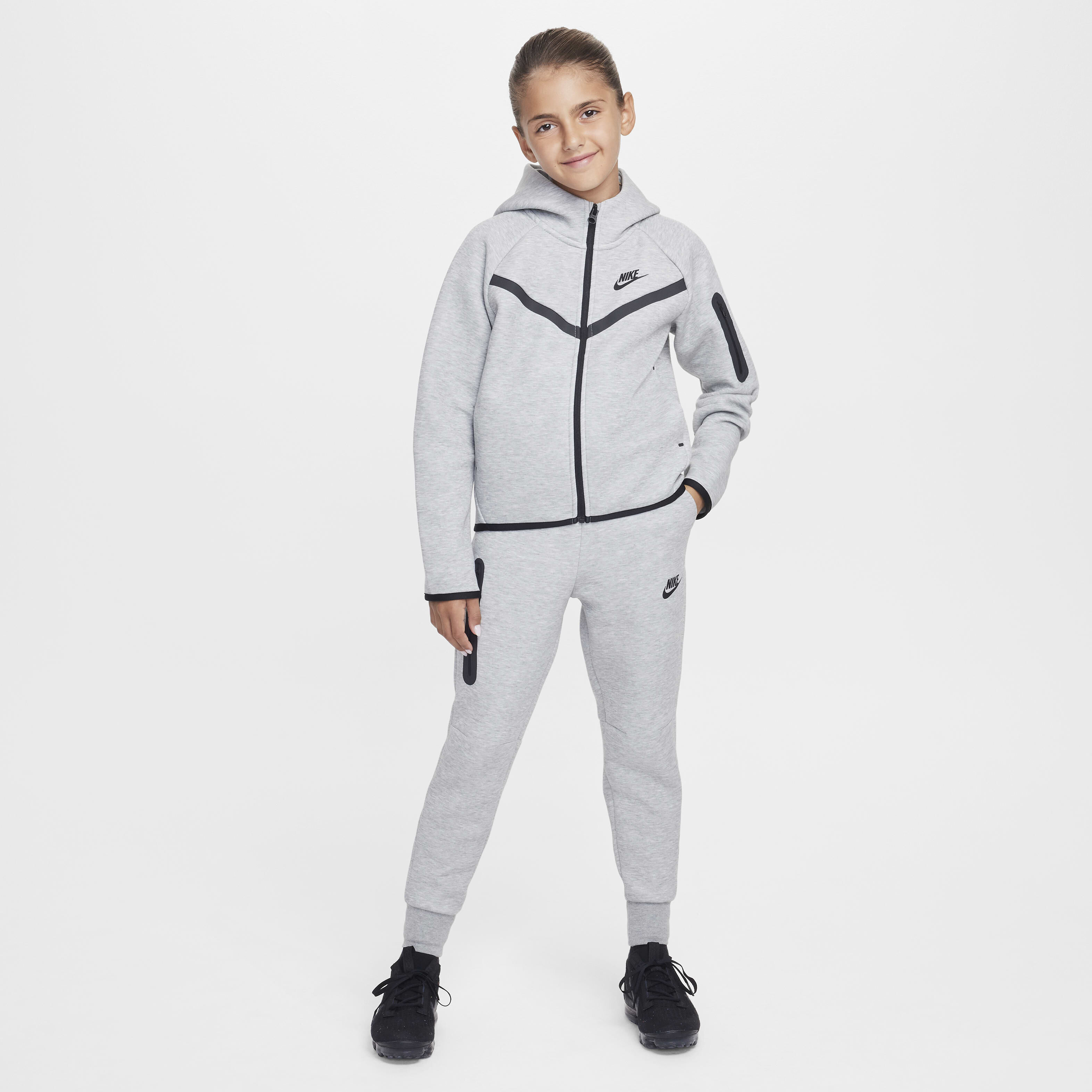 Grey nike junior joggers online