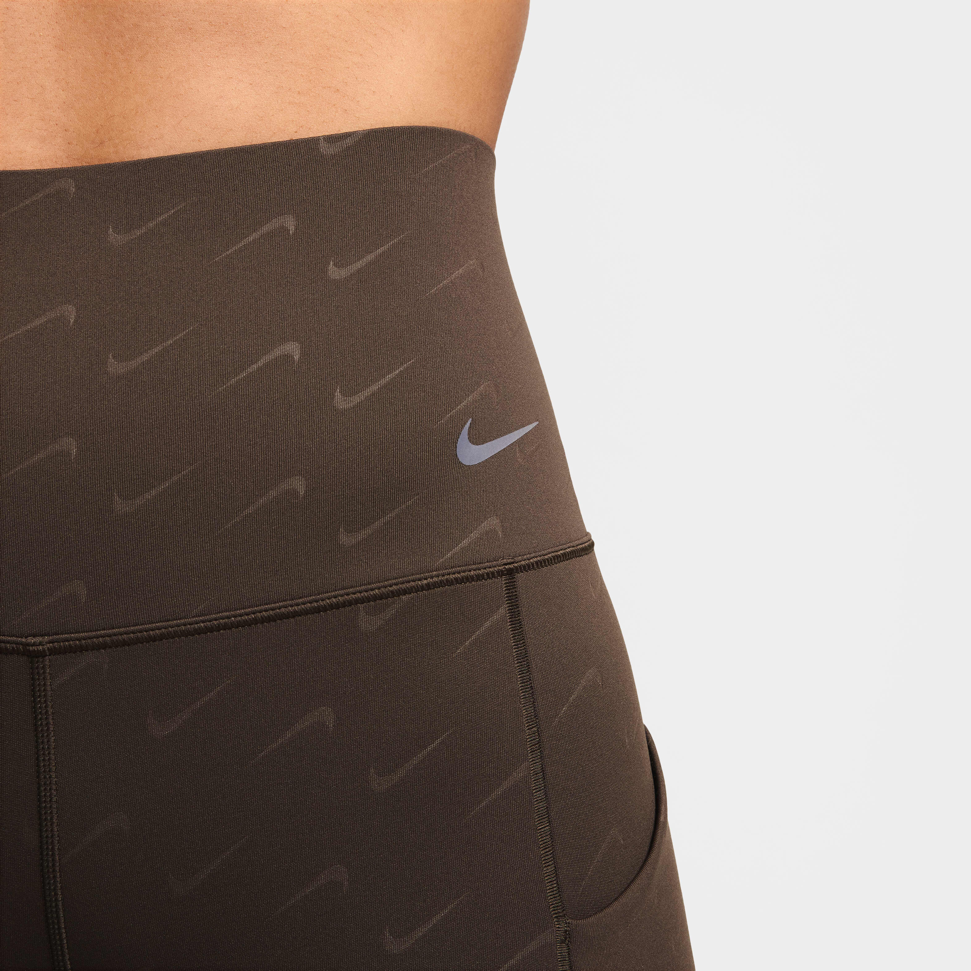 Nike Universa image number 4