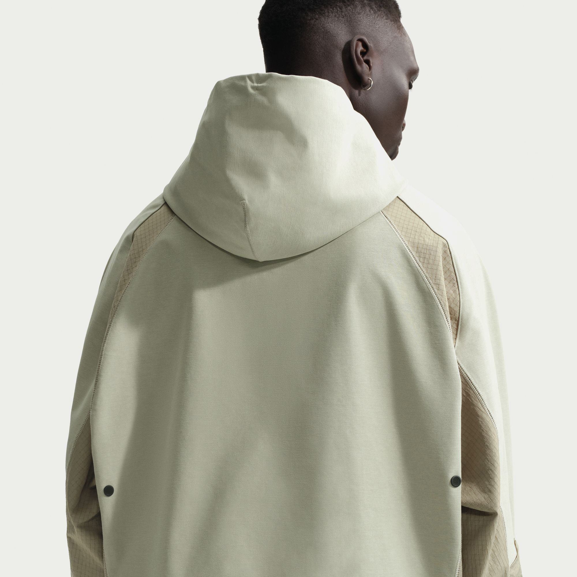 نايكي تك image number 3