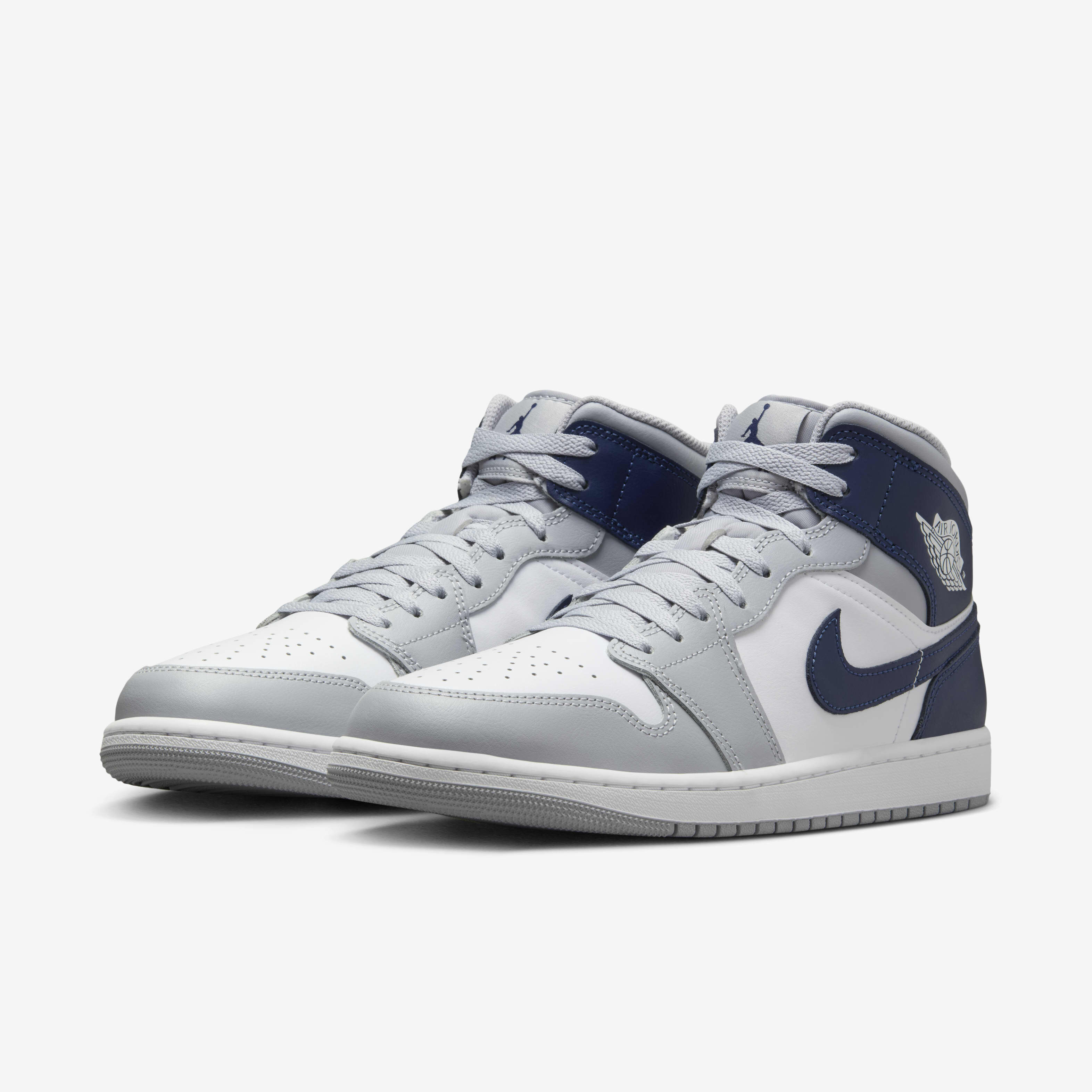 Air Jordan 1 Mid image number 4