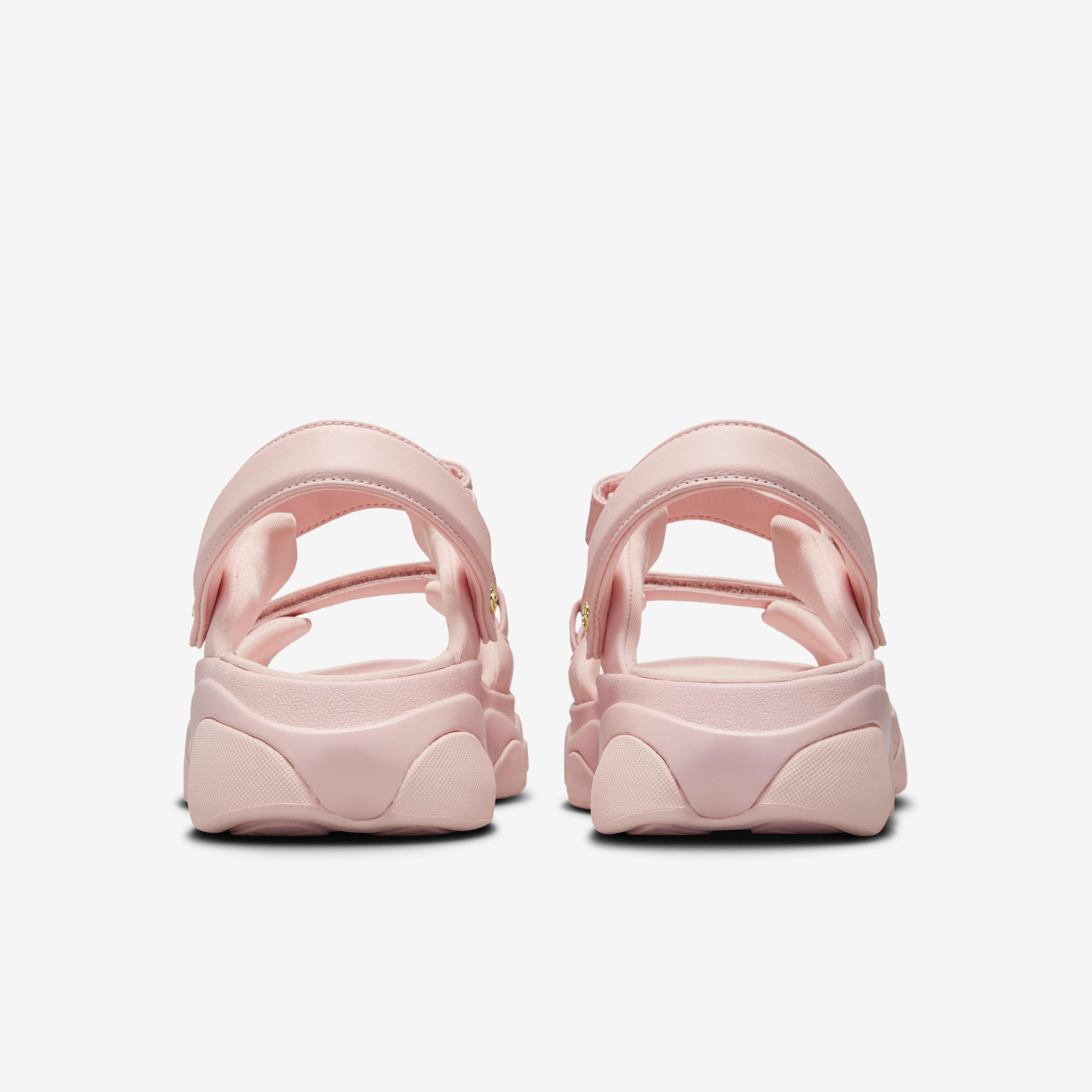 Jordan Deja image number 5