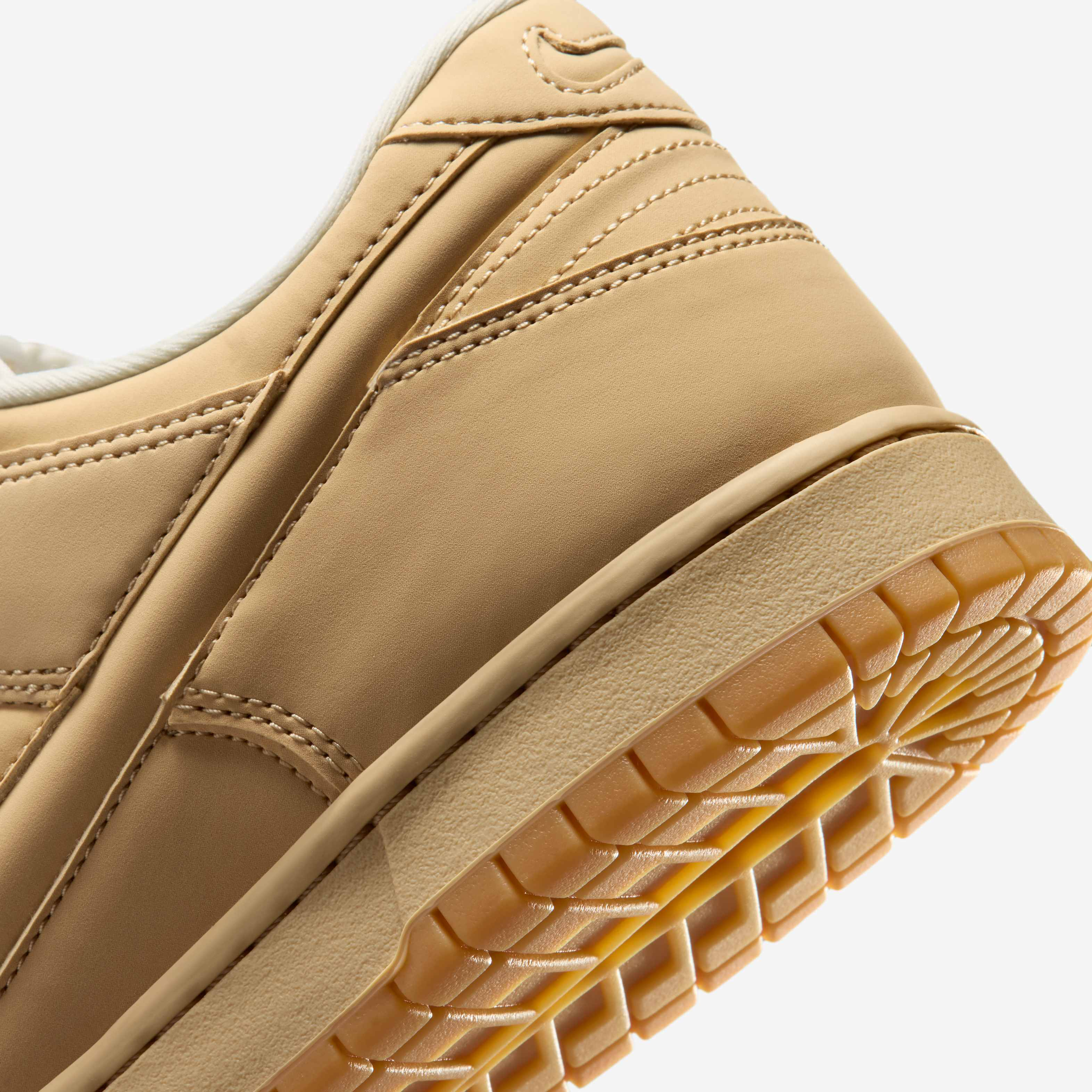 Nike Dunk Low Retro Premium image number 7