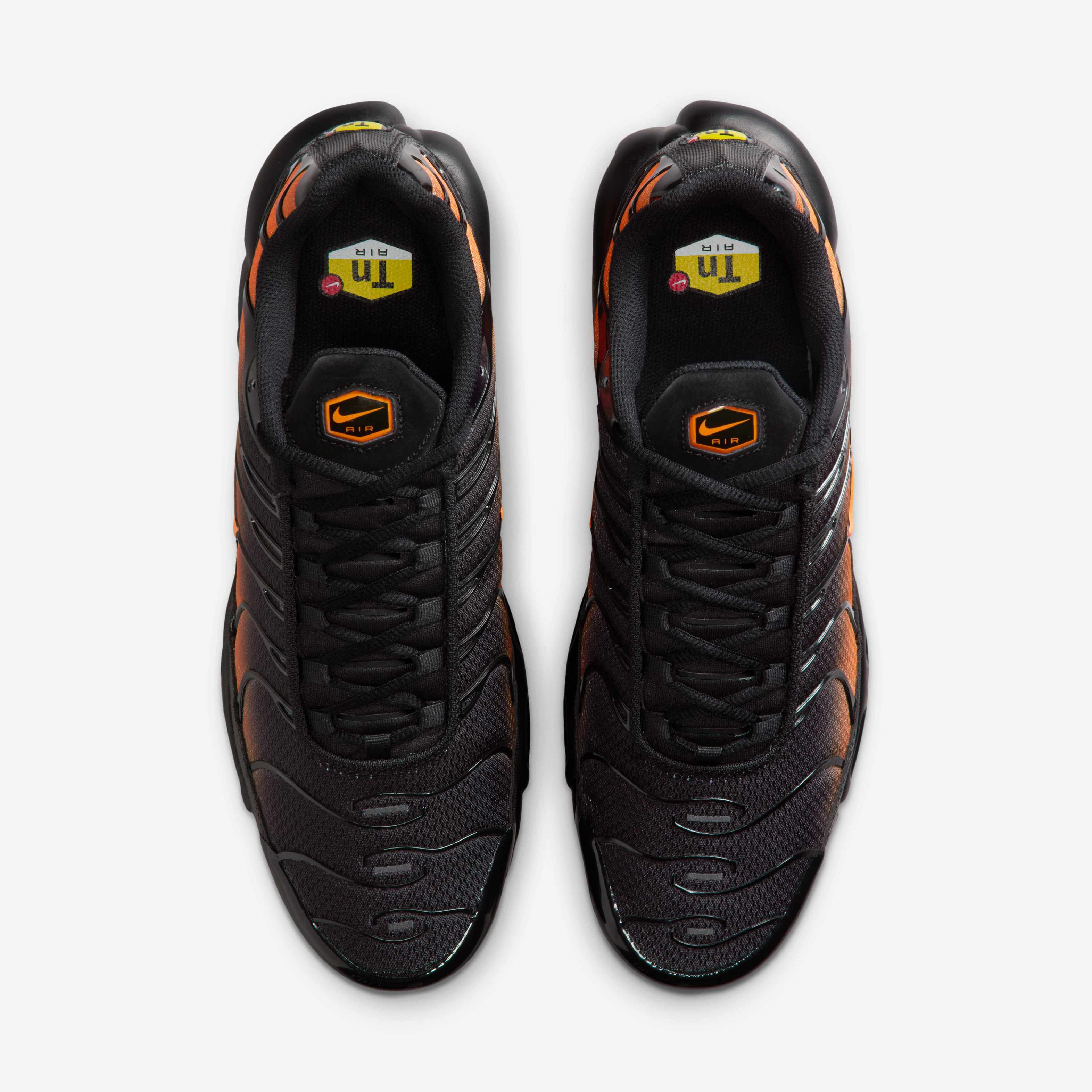 Nike Air Max Plus image number 3