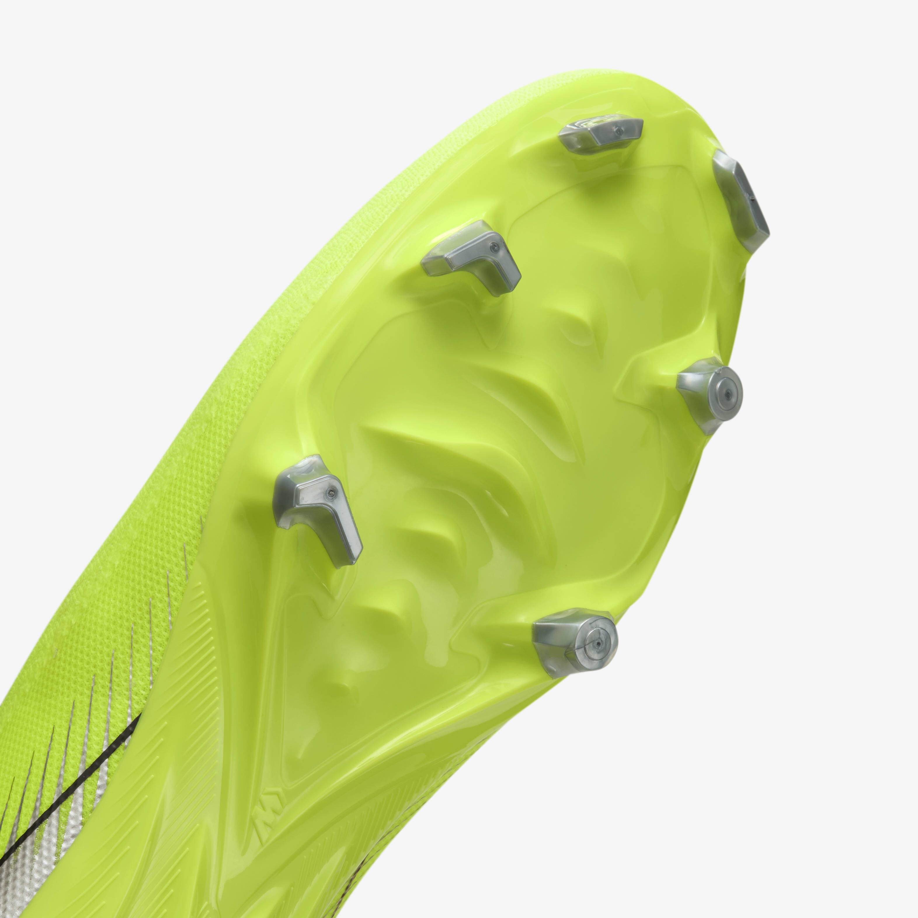 Nemeziz vs mercurial hot sale
