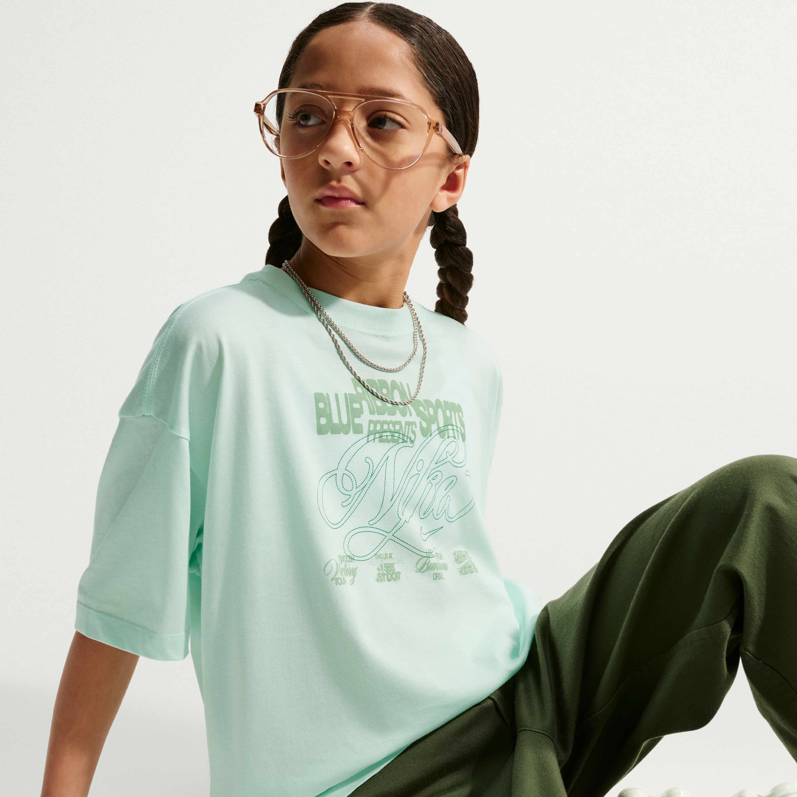 نايكي سبورتسوير image number 2