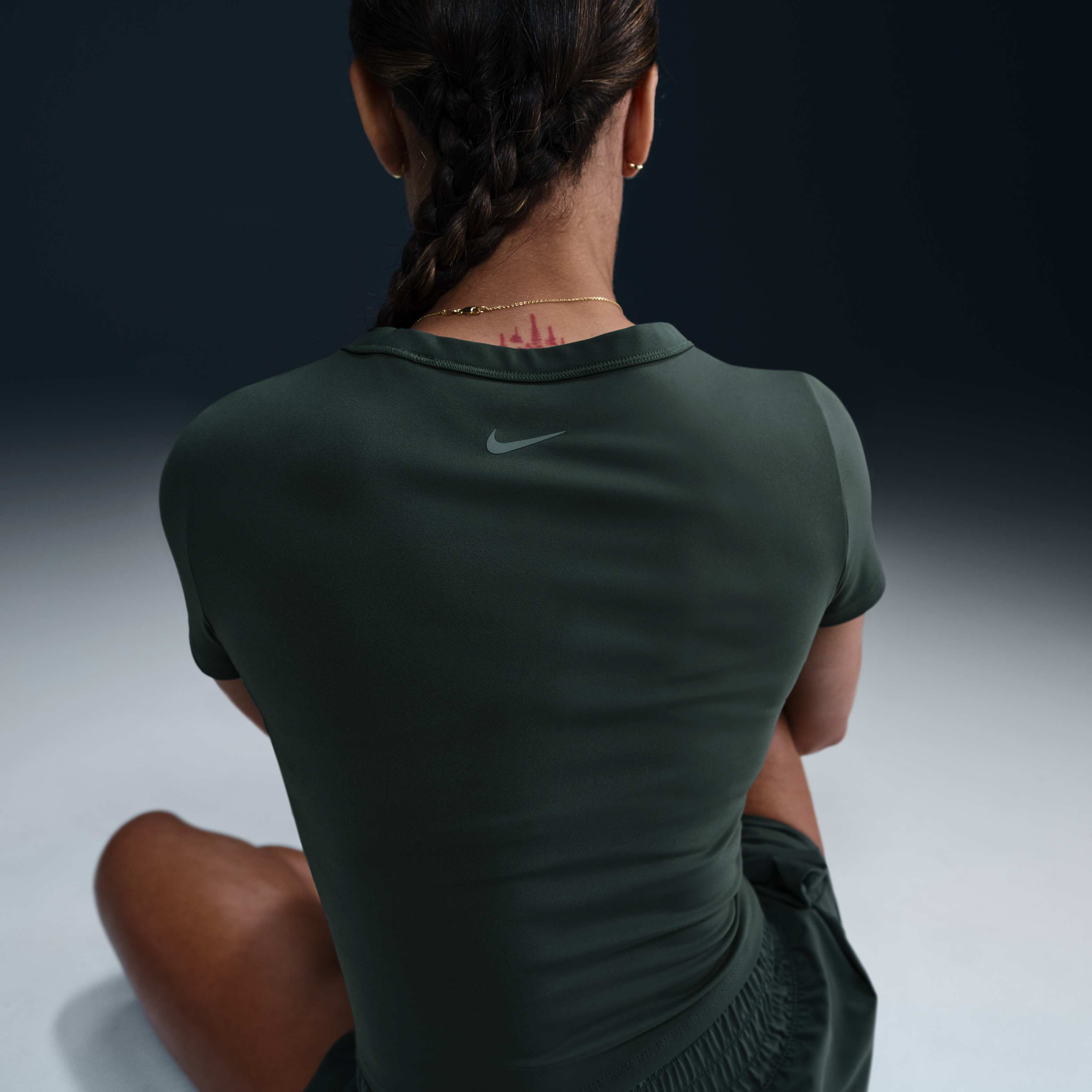 نايكي ون فيتد image number 2