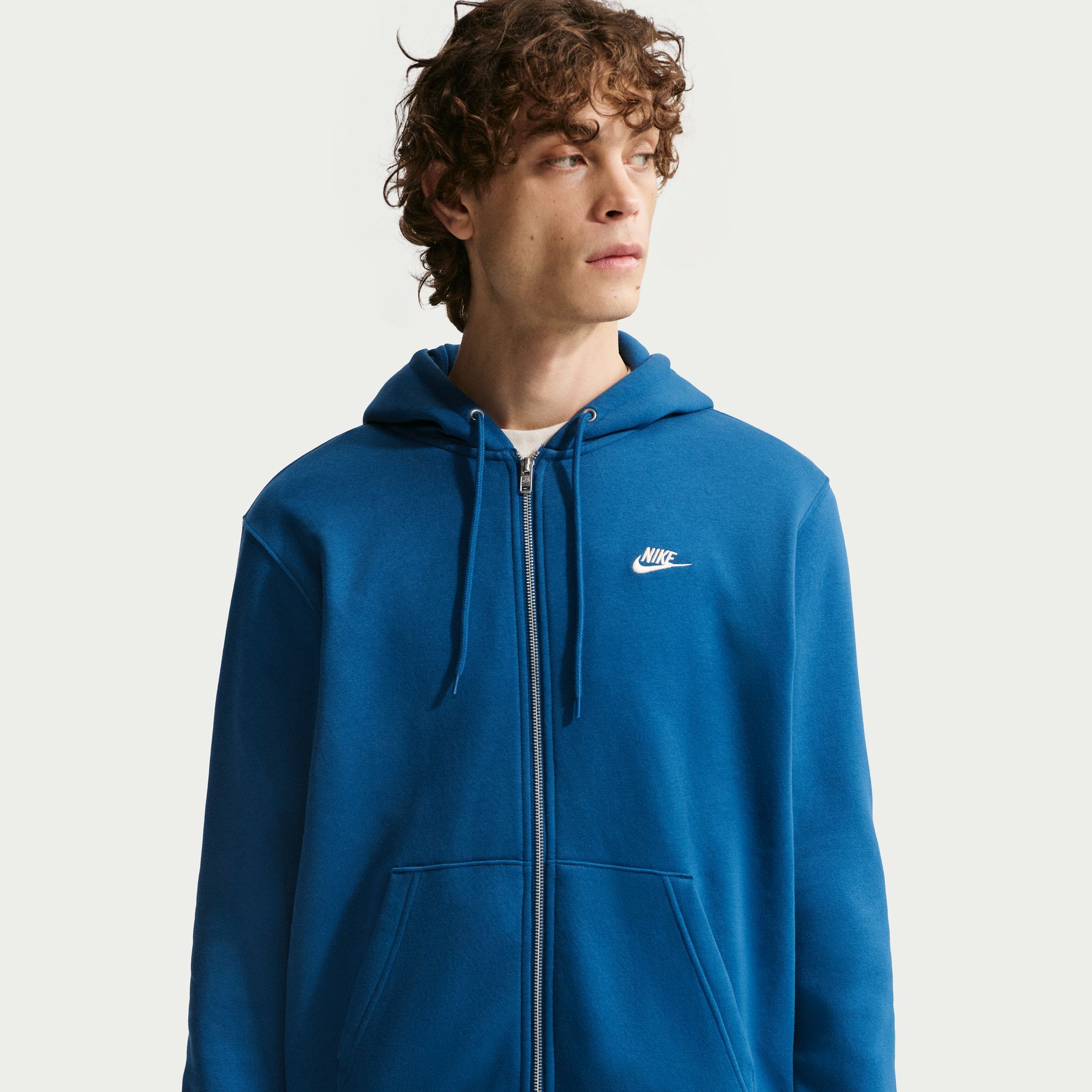 Nike Club image number 2