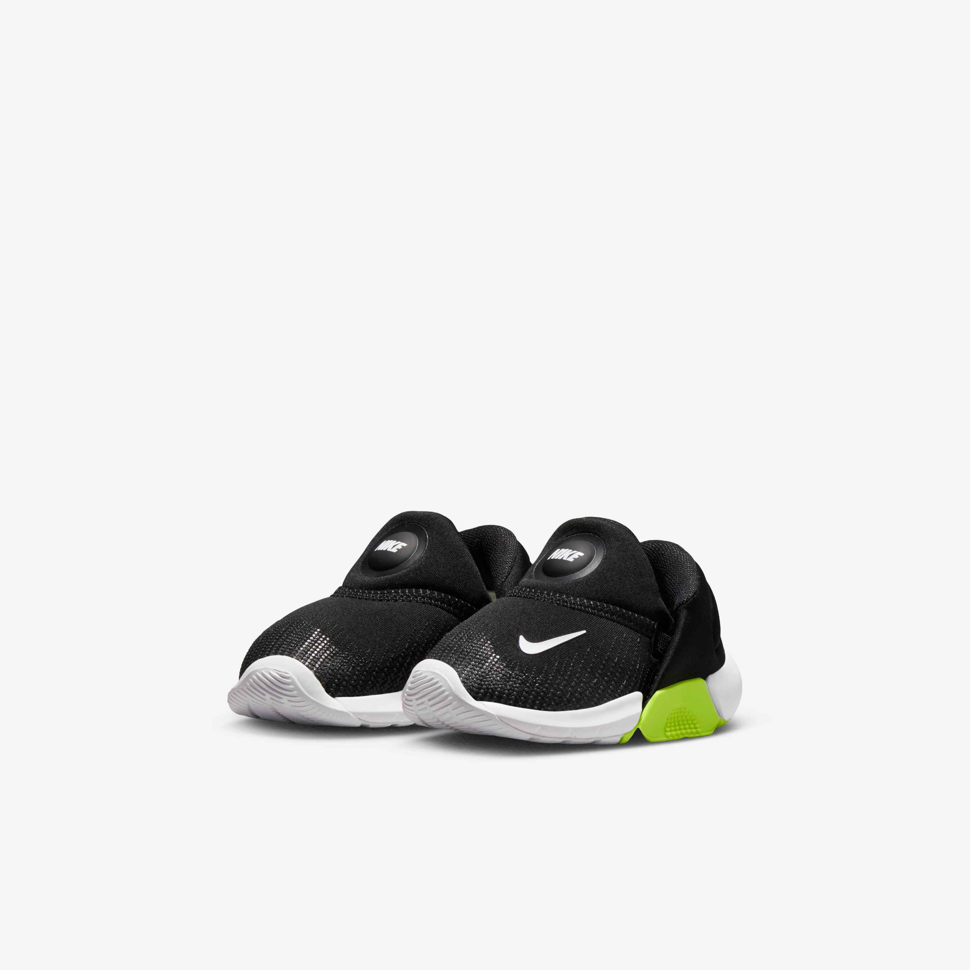 Nike Swoosh Go image number 4